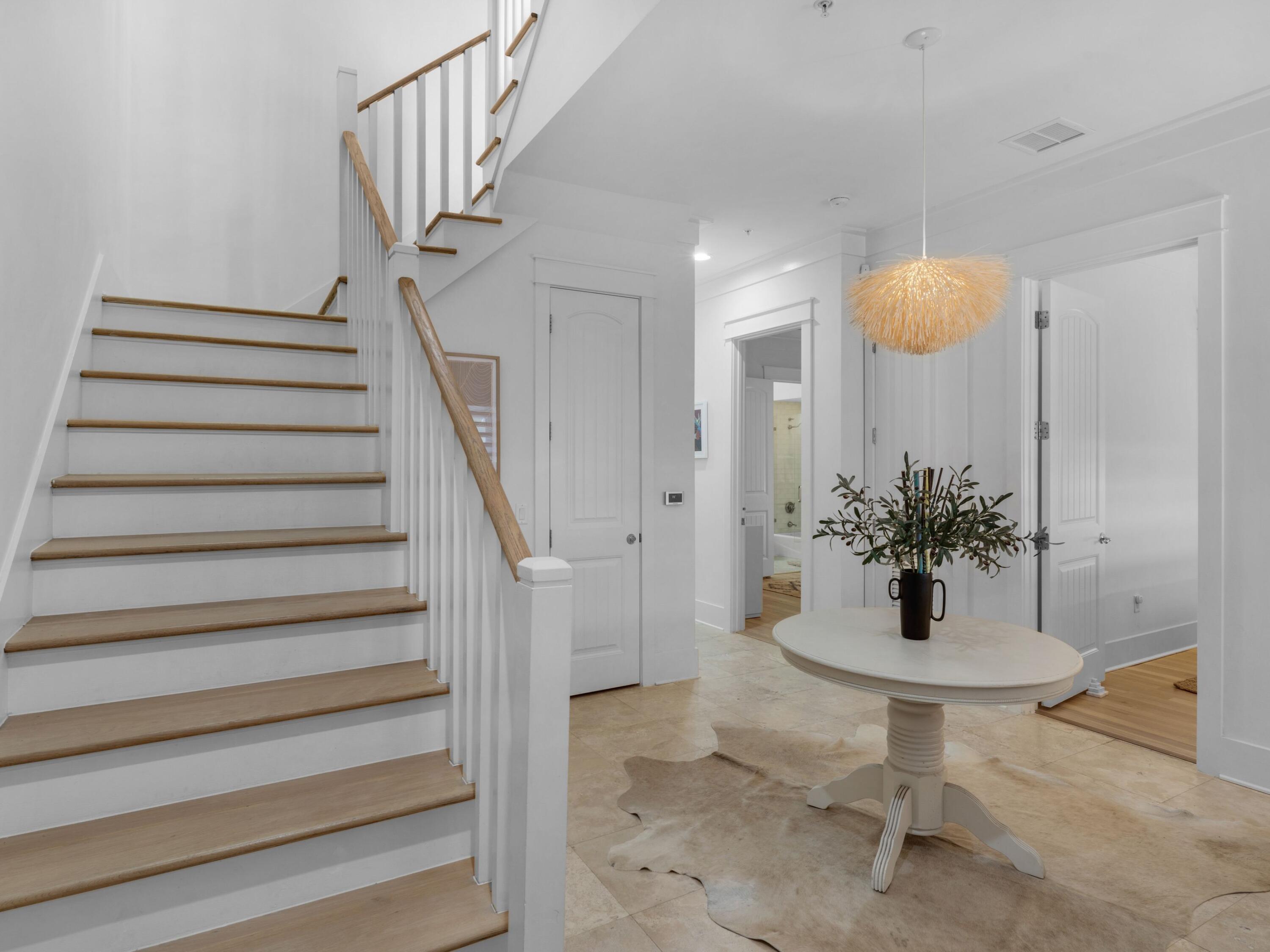 5231 E County Hwy 30A, UNIT B