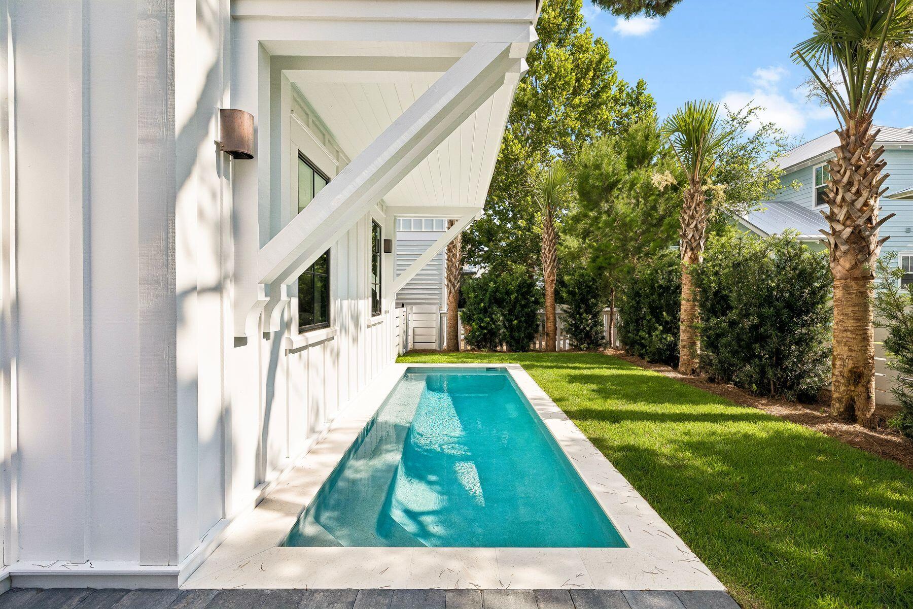 55 Grande Pointe Drive