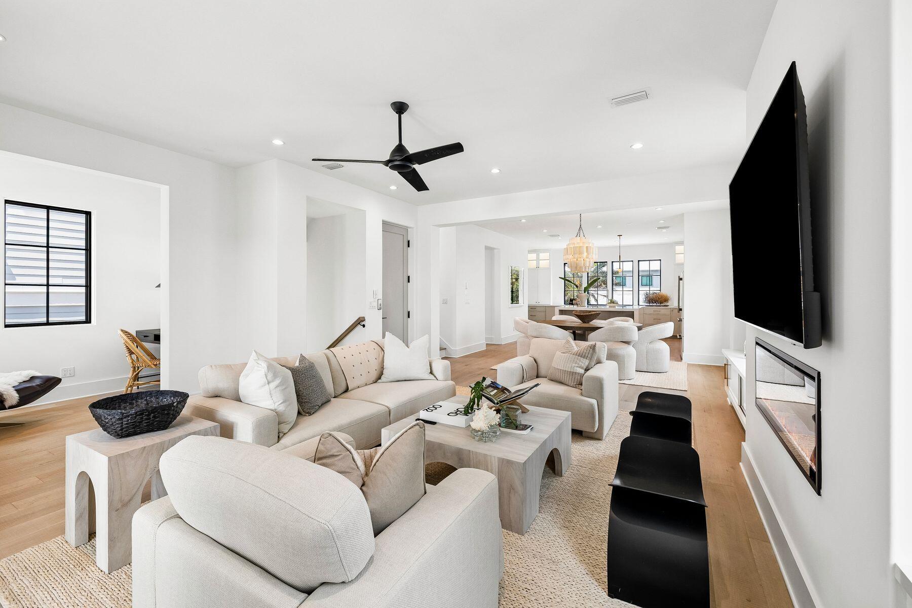 55 Grande Pointe Drive
