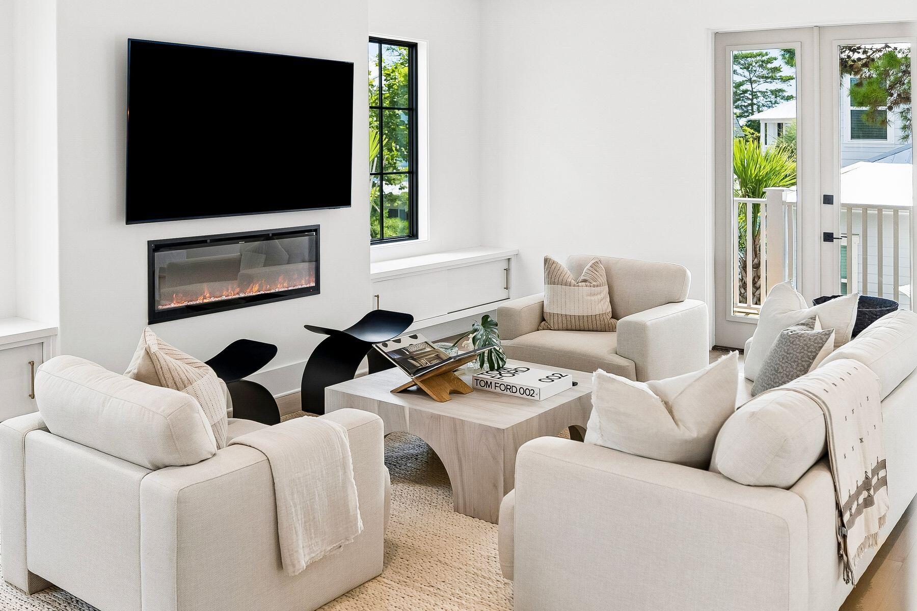 55 Grande Pointe Drive