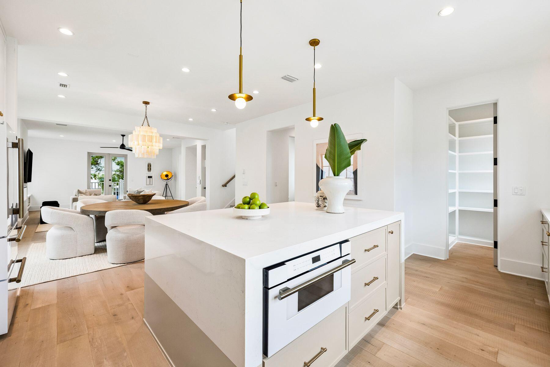 55 Grande Pointe Drive