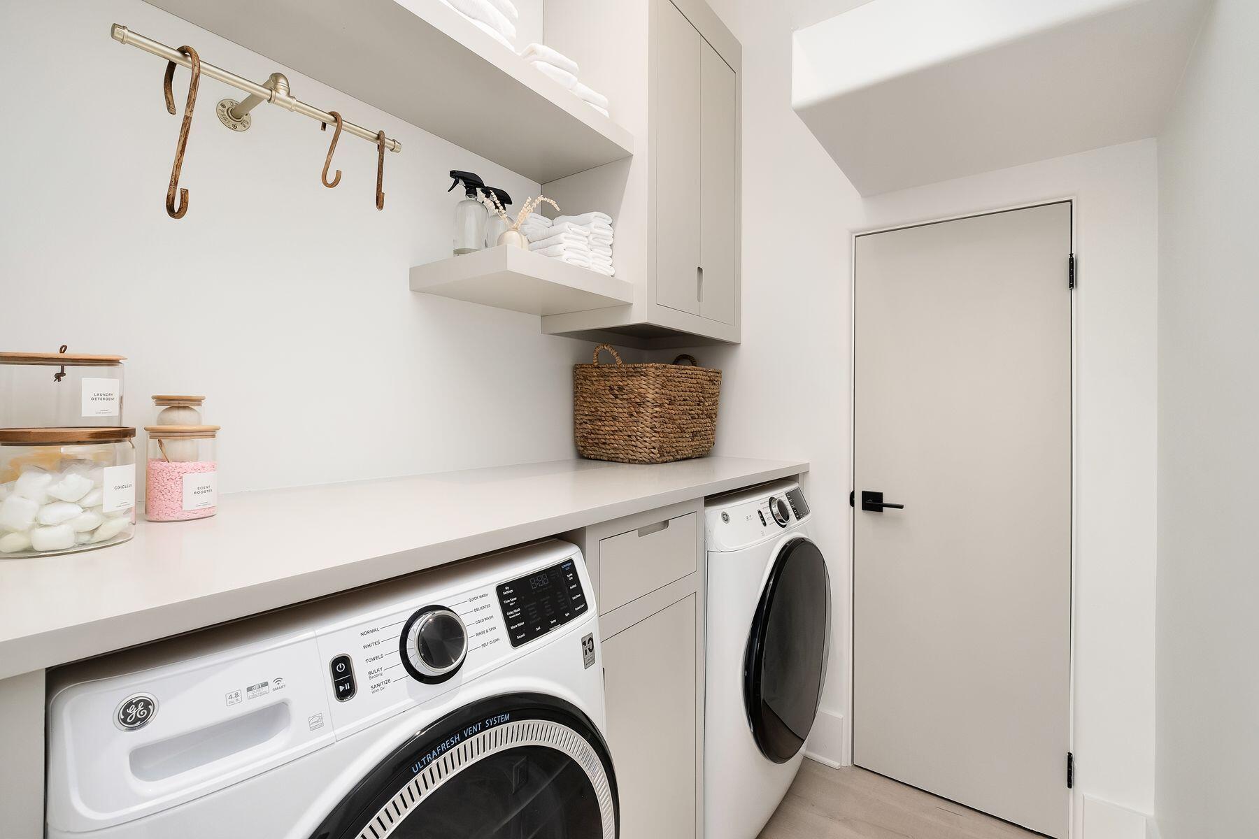 36 Grande Pointe Circle