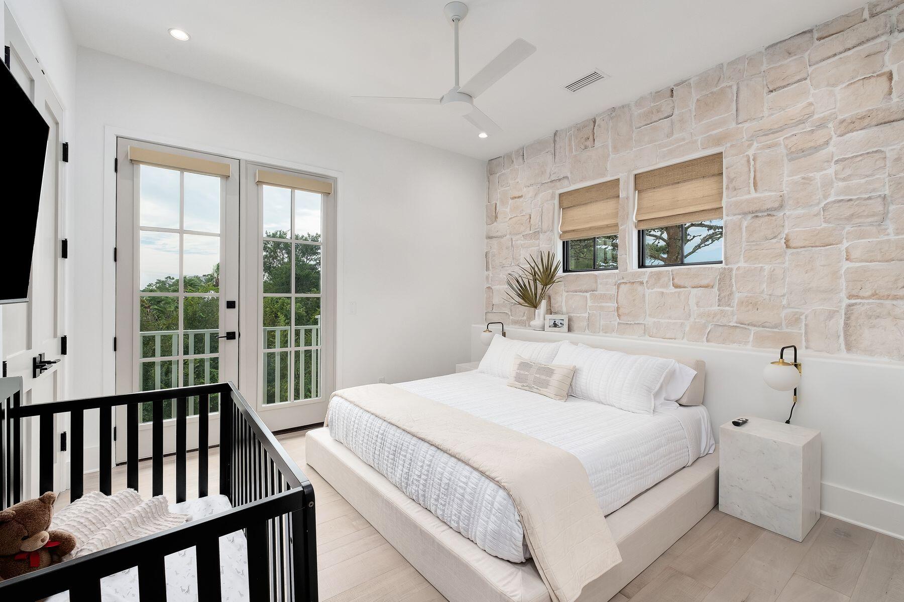 36 Grande Pointe Circle