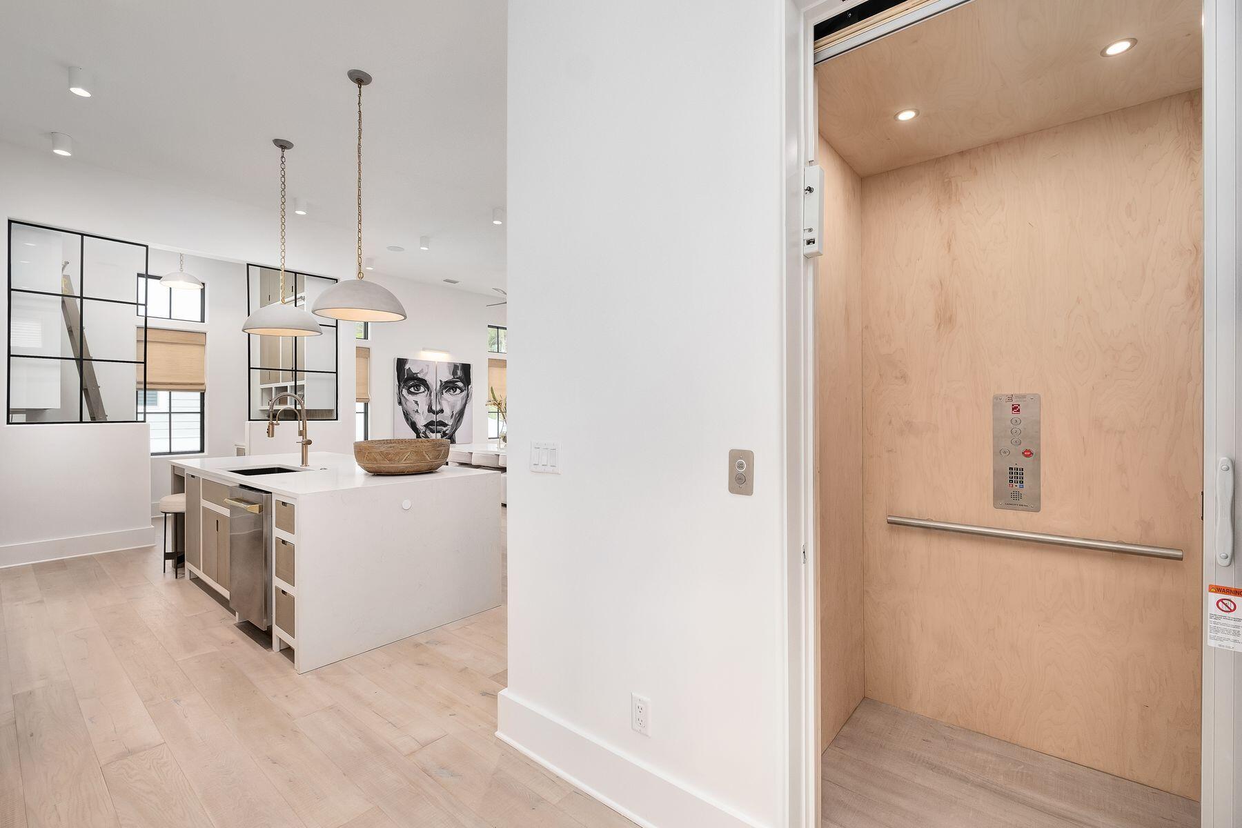 36 Grande Pointe Circle