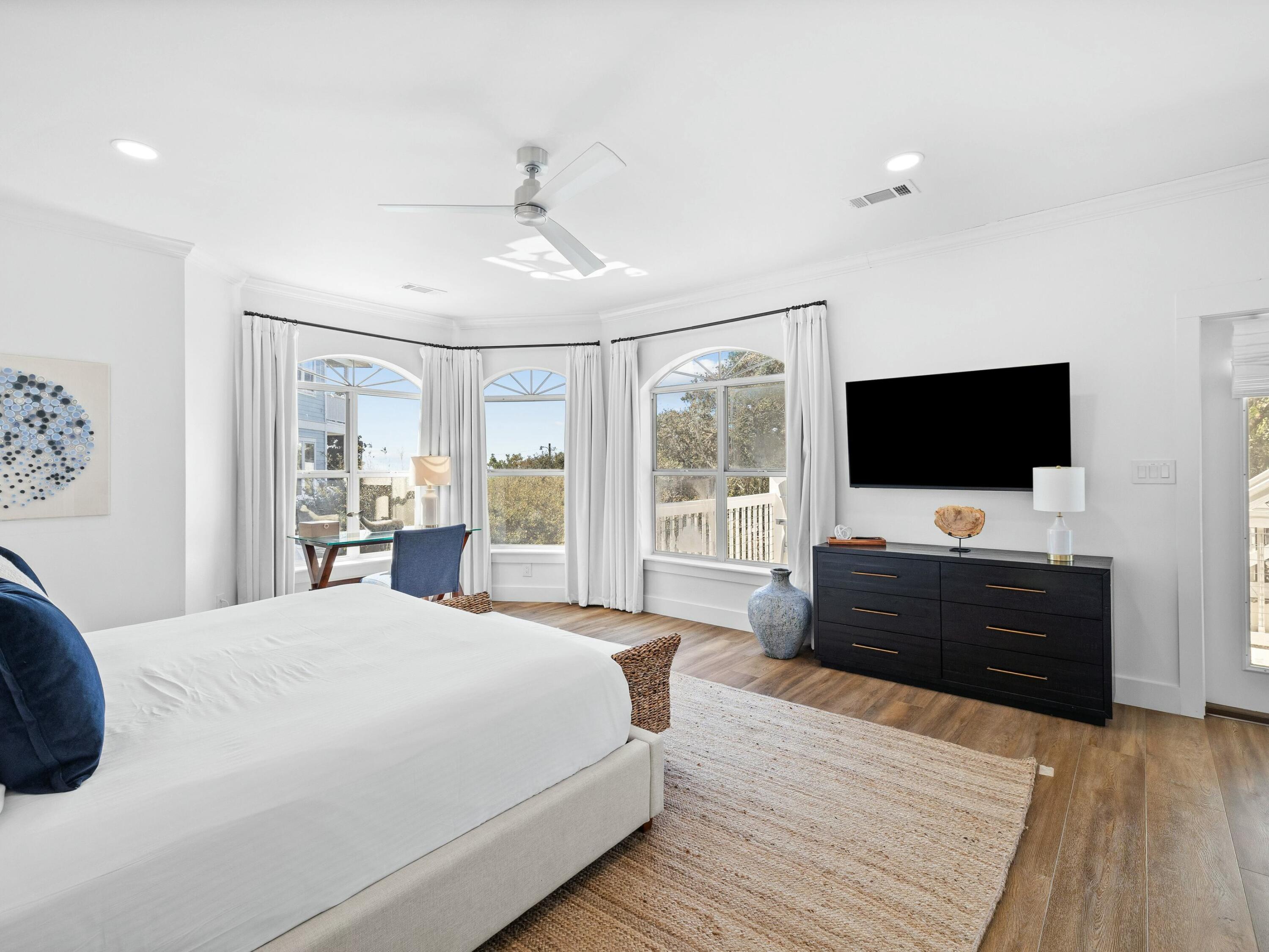 521 Old Beach Road # 2