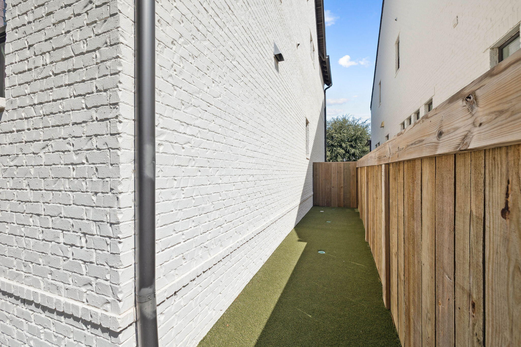 202 Ridgewalk Circle