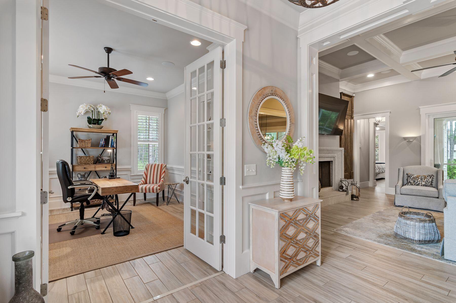 22207 Fox Glenn Trace