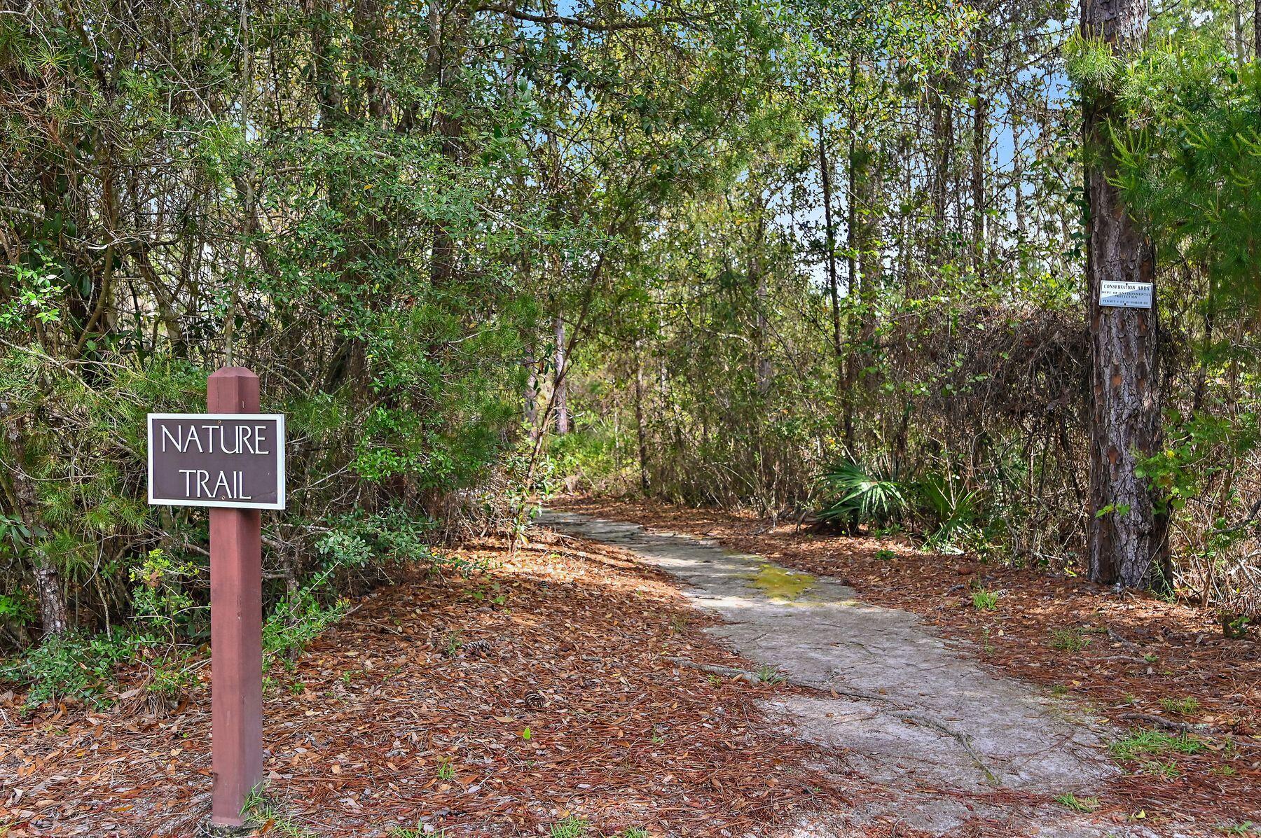 22207 Fox Glenn Trace