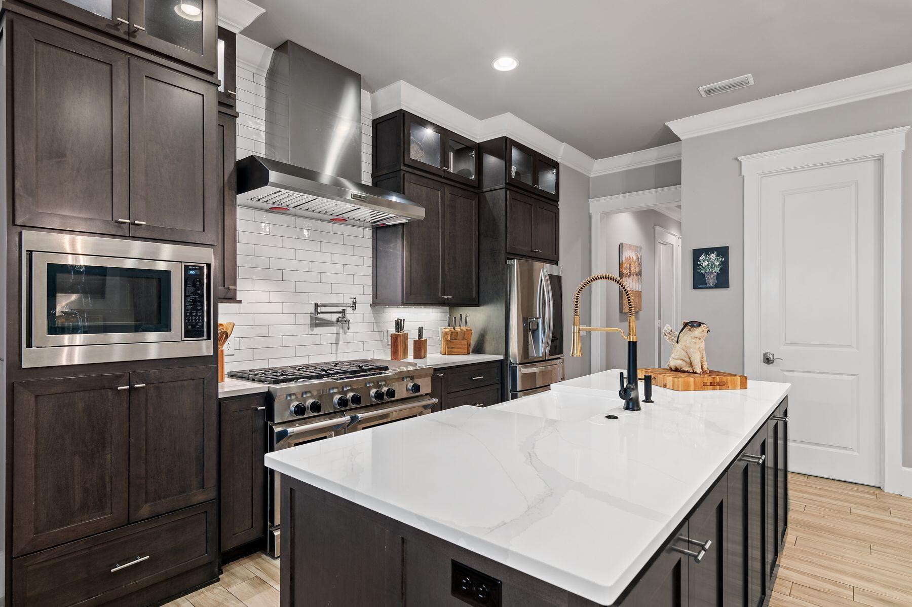 22207 Fox Glenn Trace