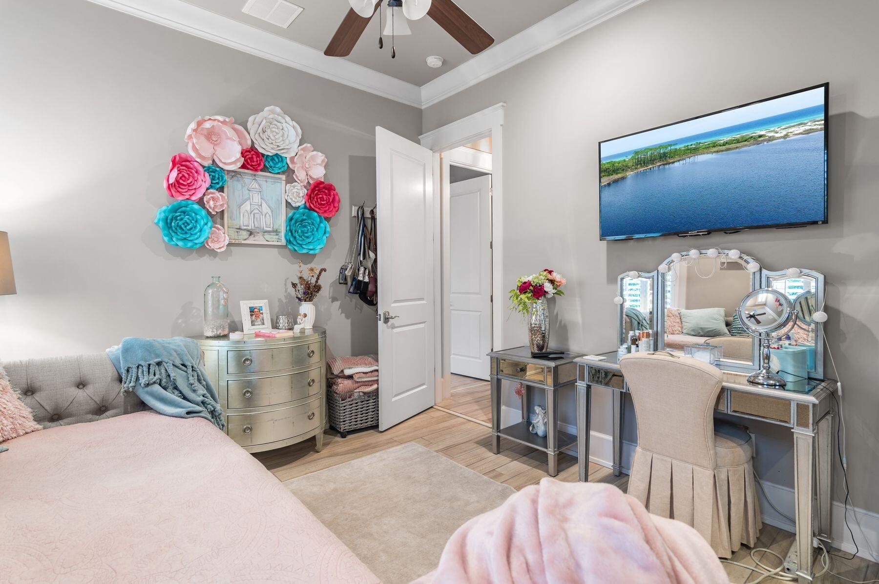 22207 Fox Glenn Trace