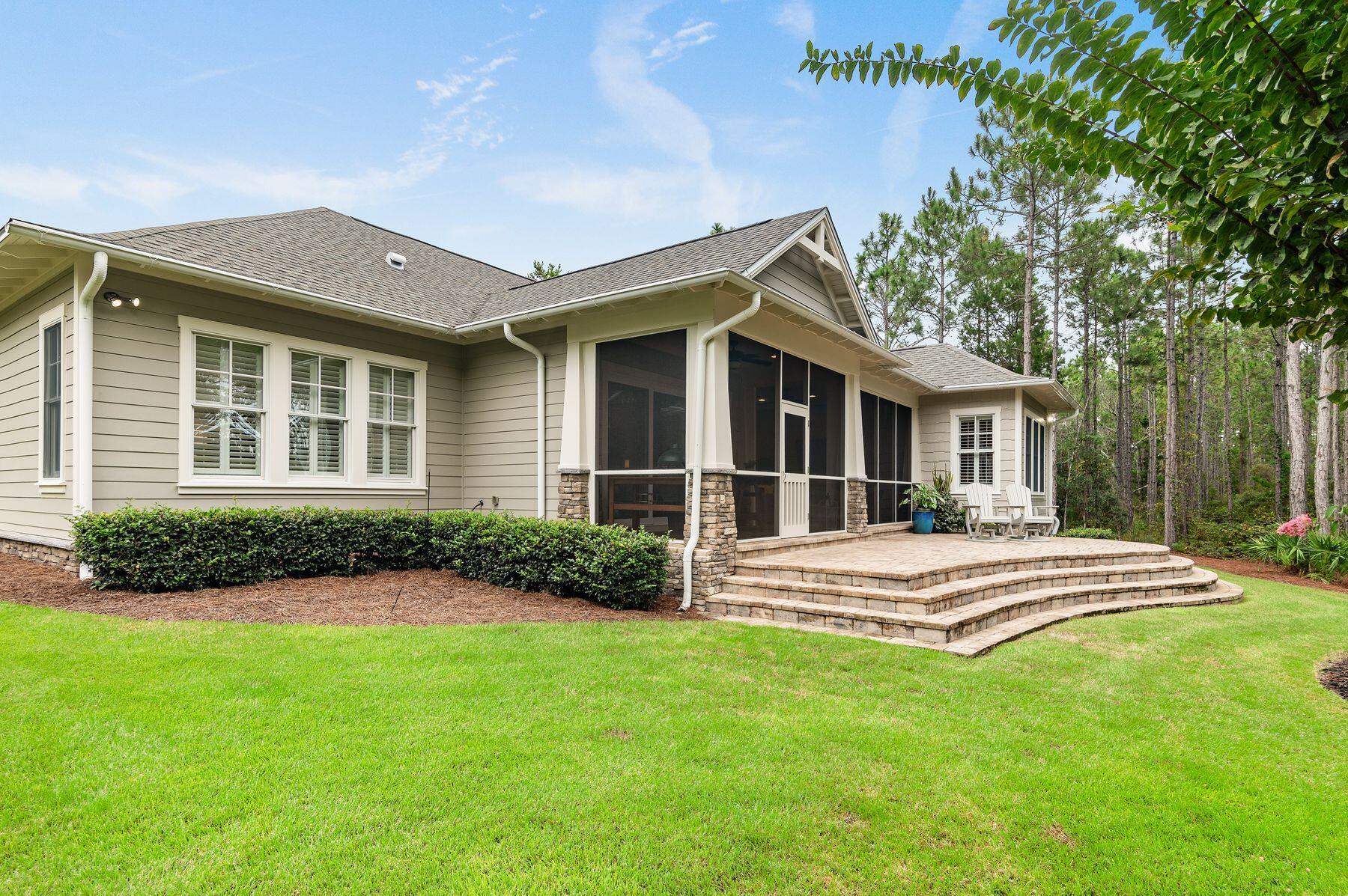 22207 Fox Glenn Trace