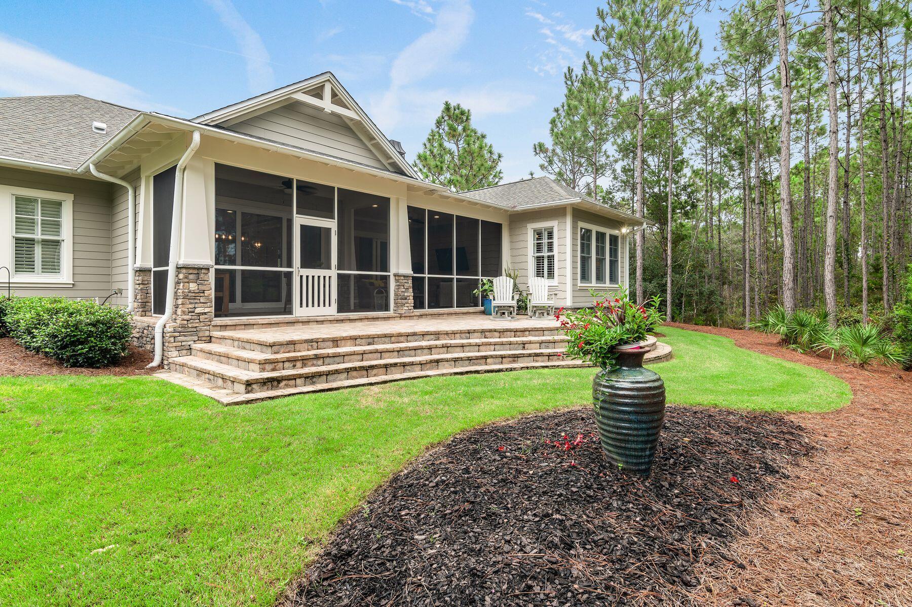 22207 Fox Glenn Trace