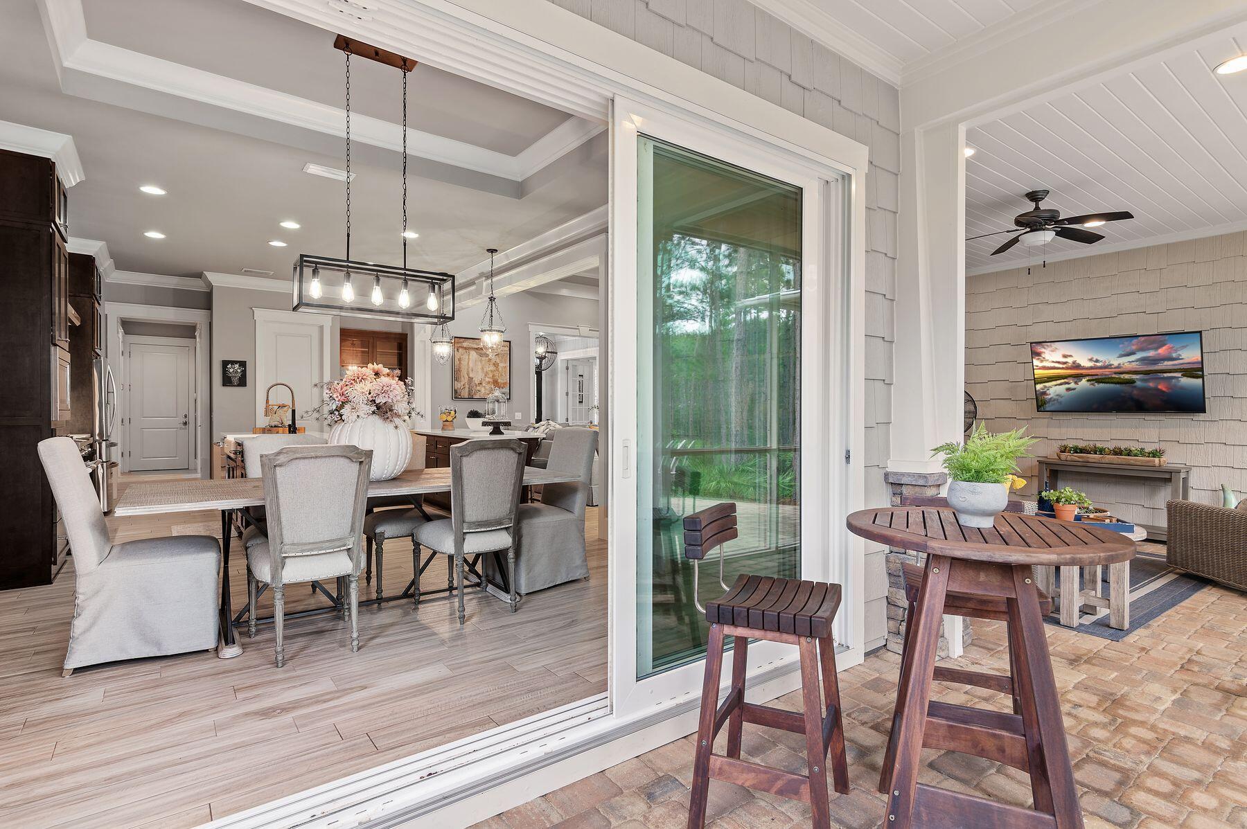 22207 Fox Glenn Trace