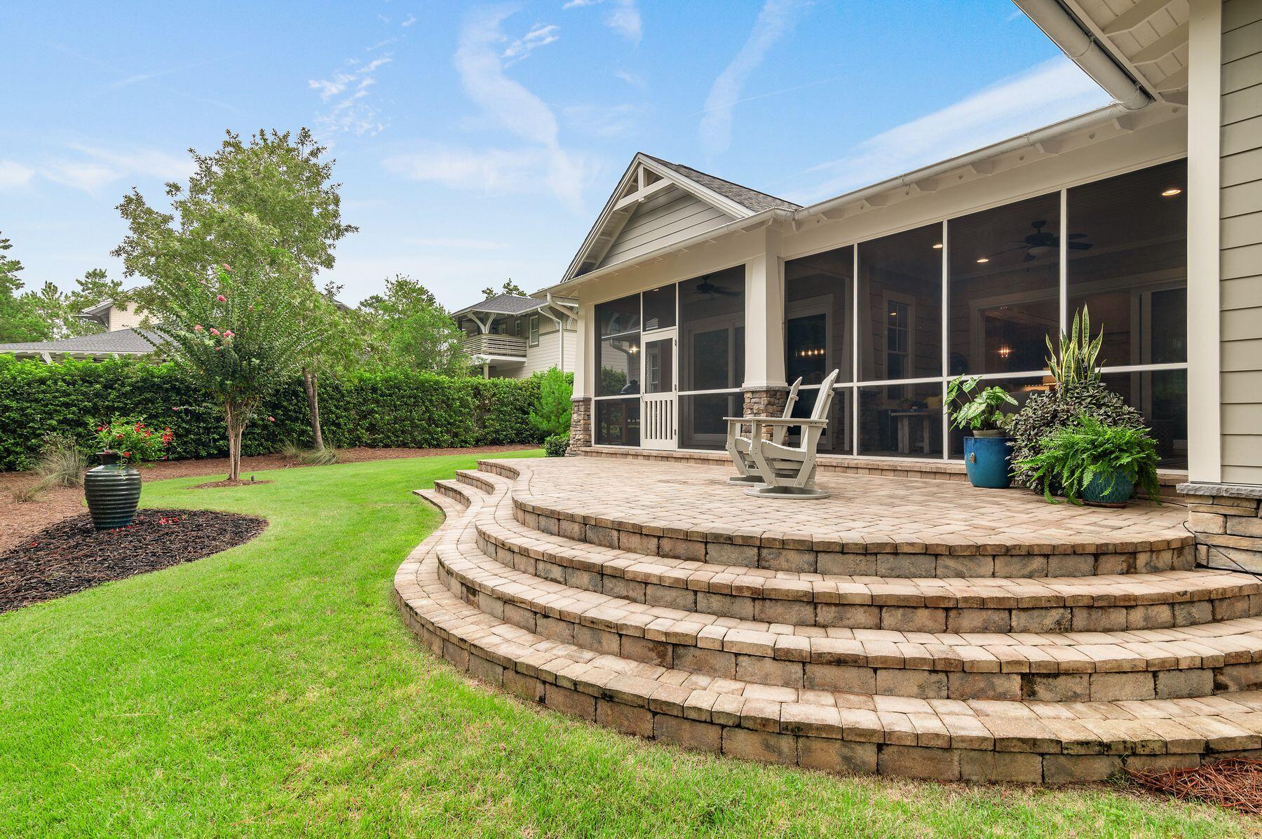 22207 Fox Glenn Trace