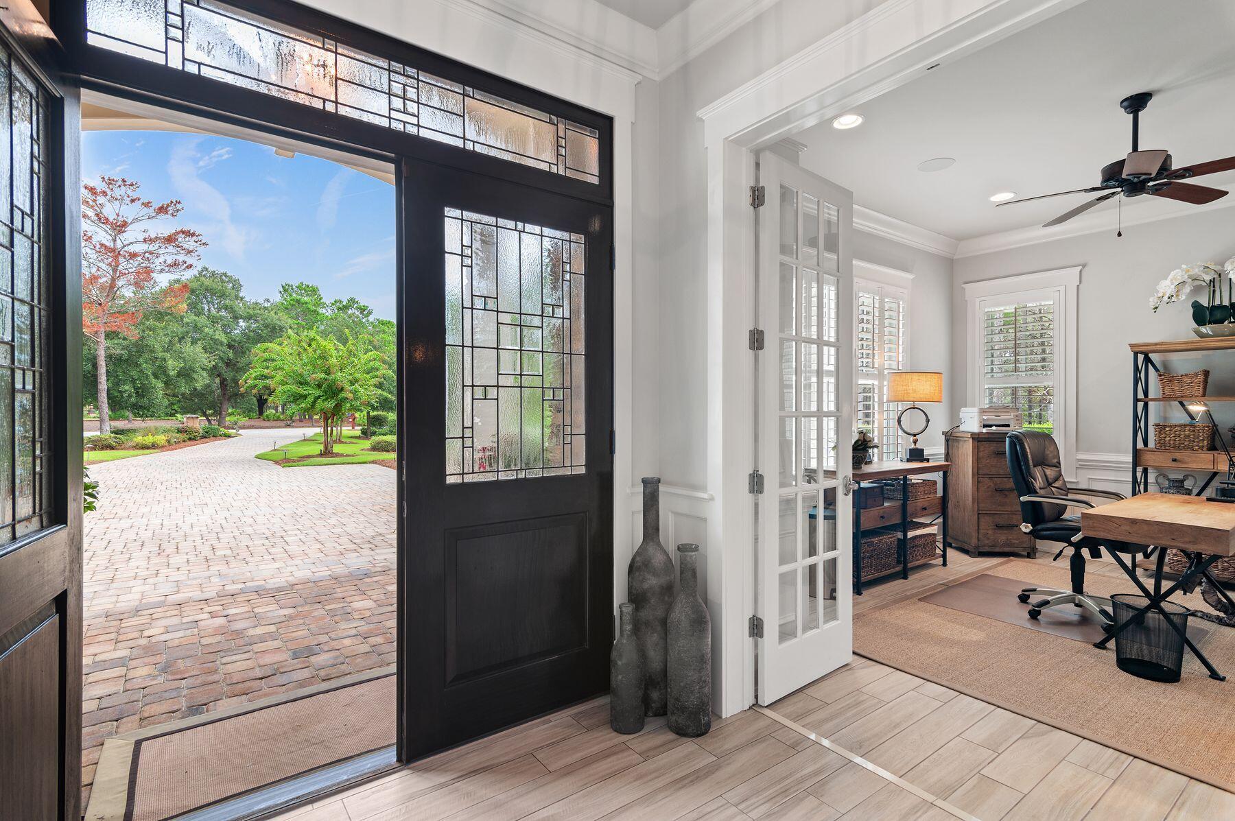 22207 Fox Glenn Trace