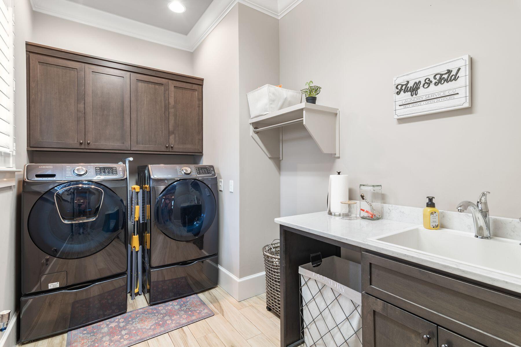 22207 Fox Glenn Trace