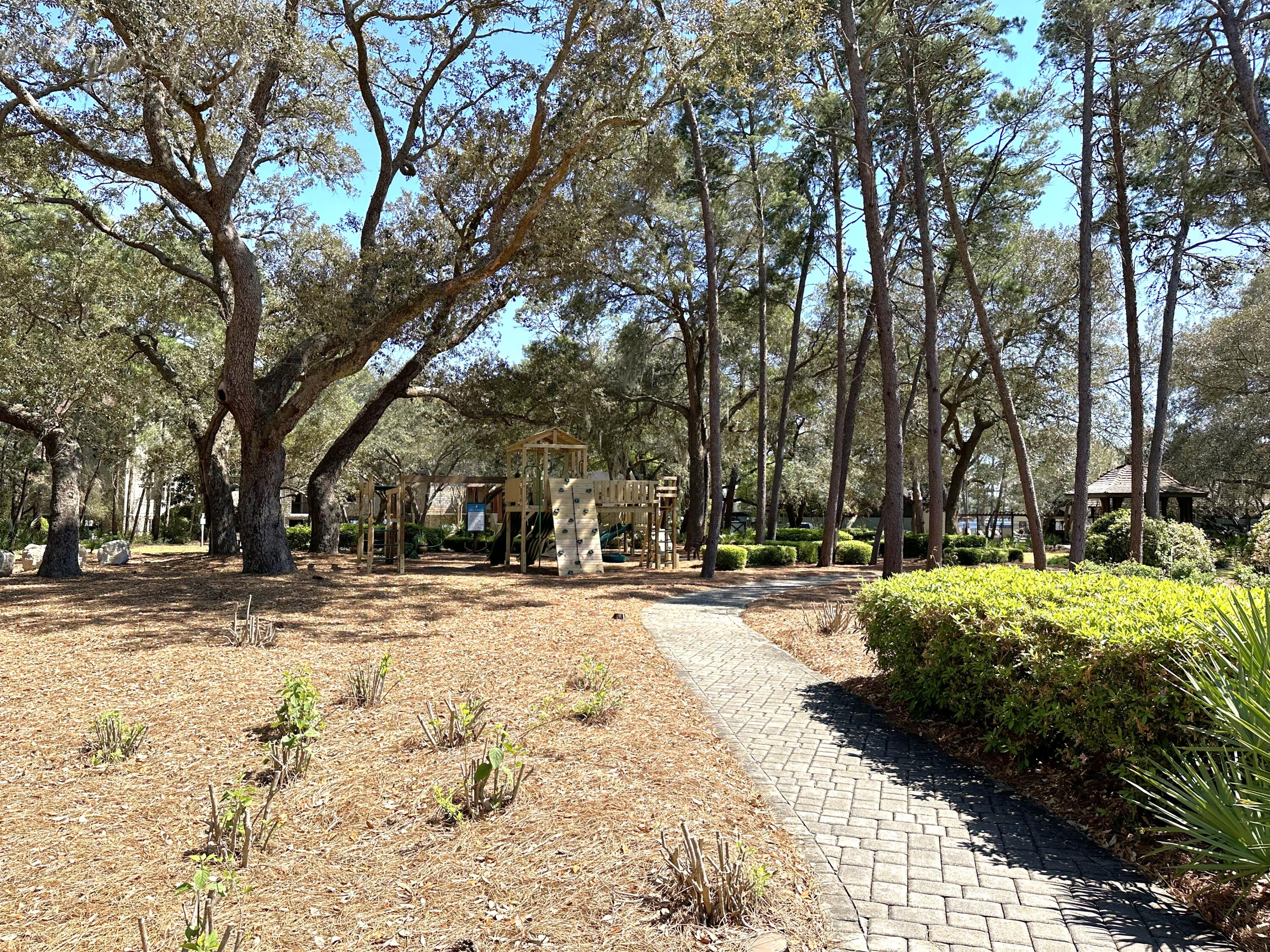 22207 Fox Glenn Trace