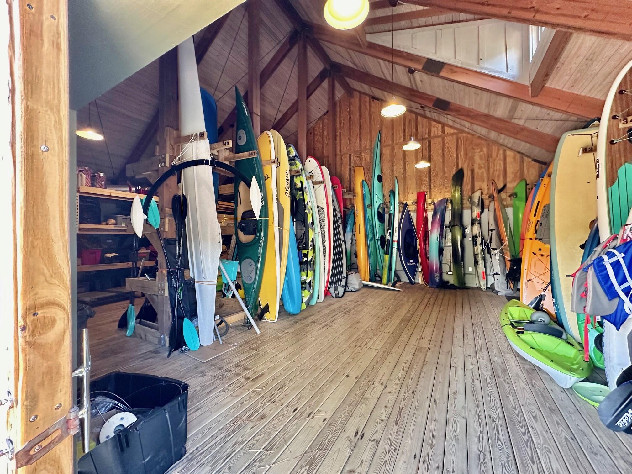 22207 Fox Glenn Trace