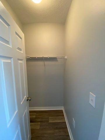 108 Don Bishop Road UNIT 4