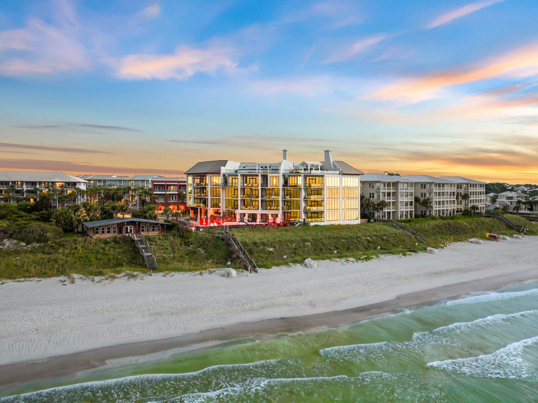 4463 W County Hwy 30A 400