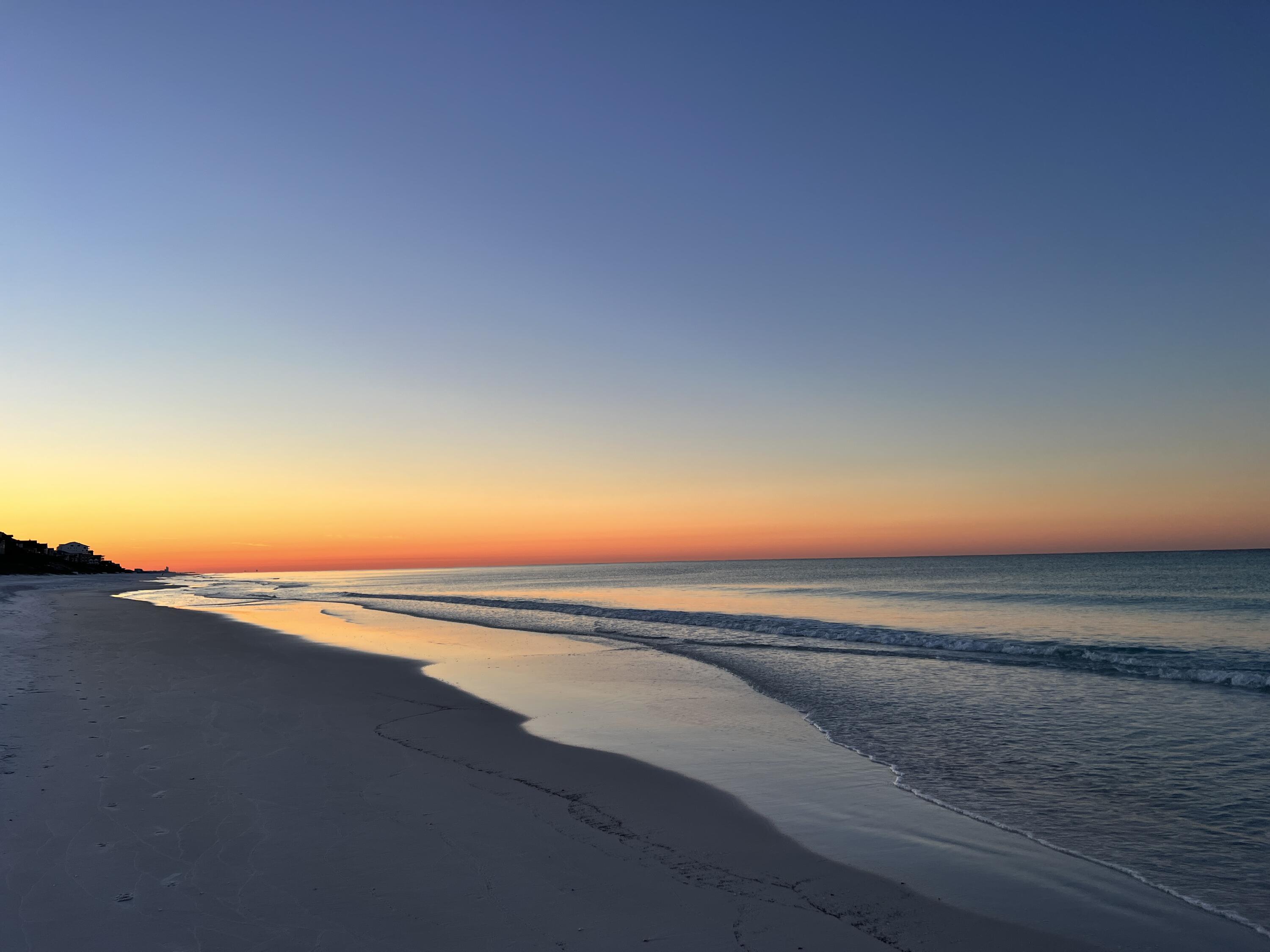 4463 W County Hwy 30A 400