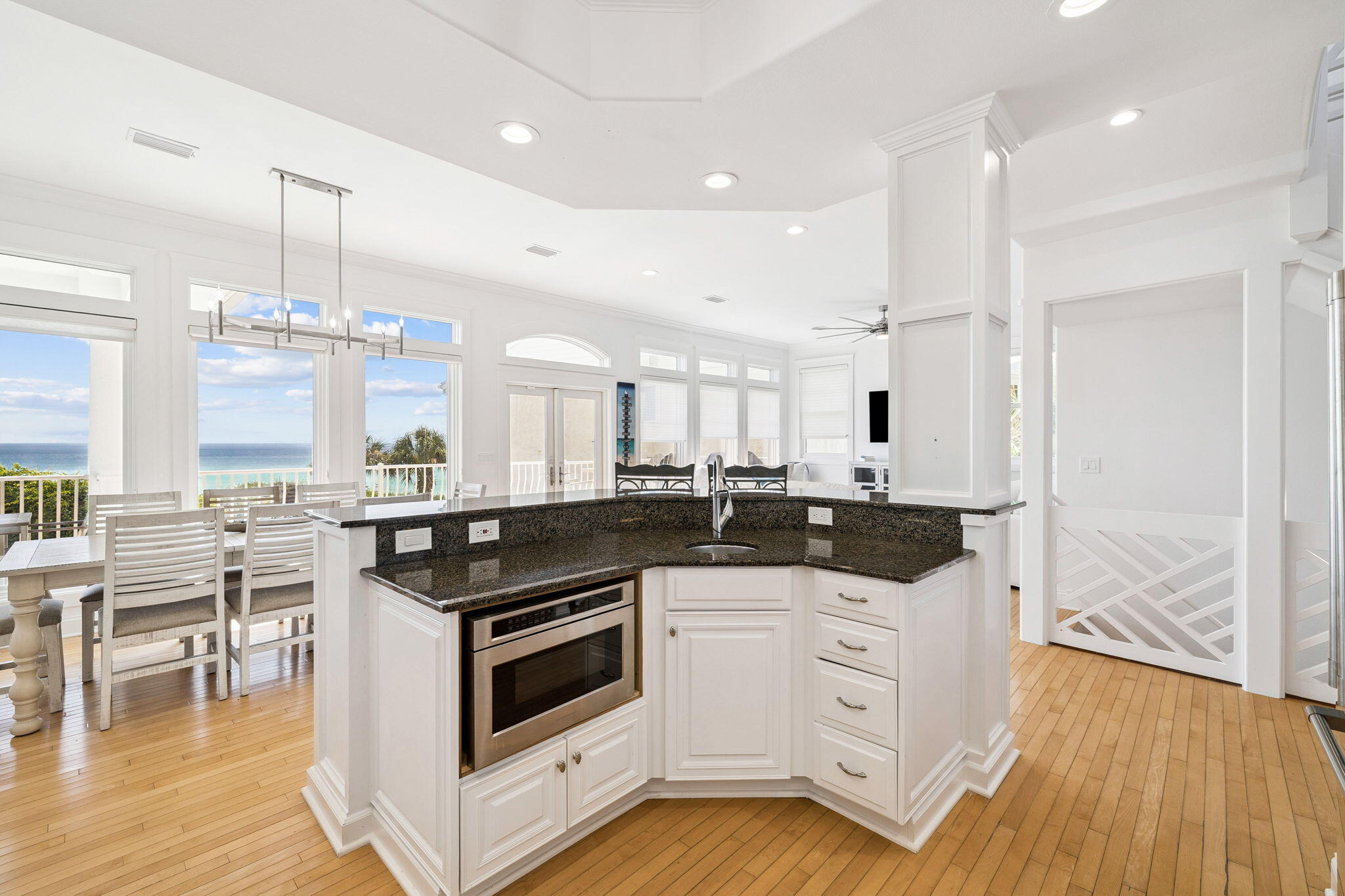 36 S San Juan Avenue