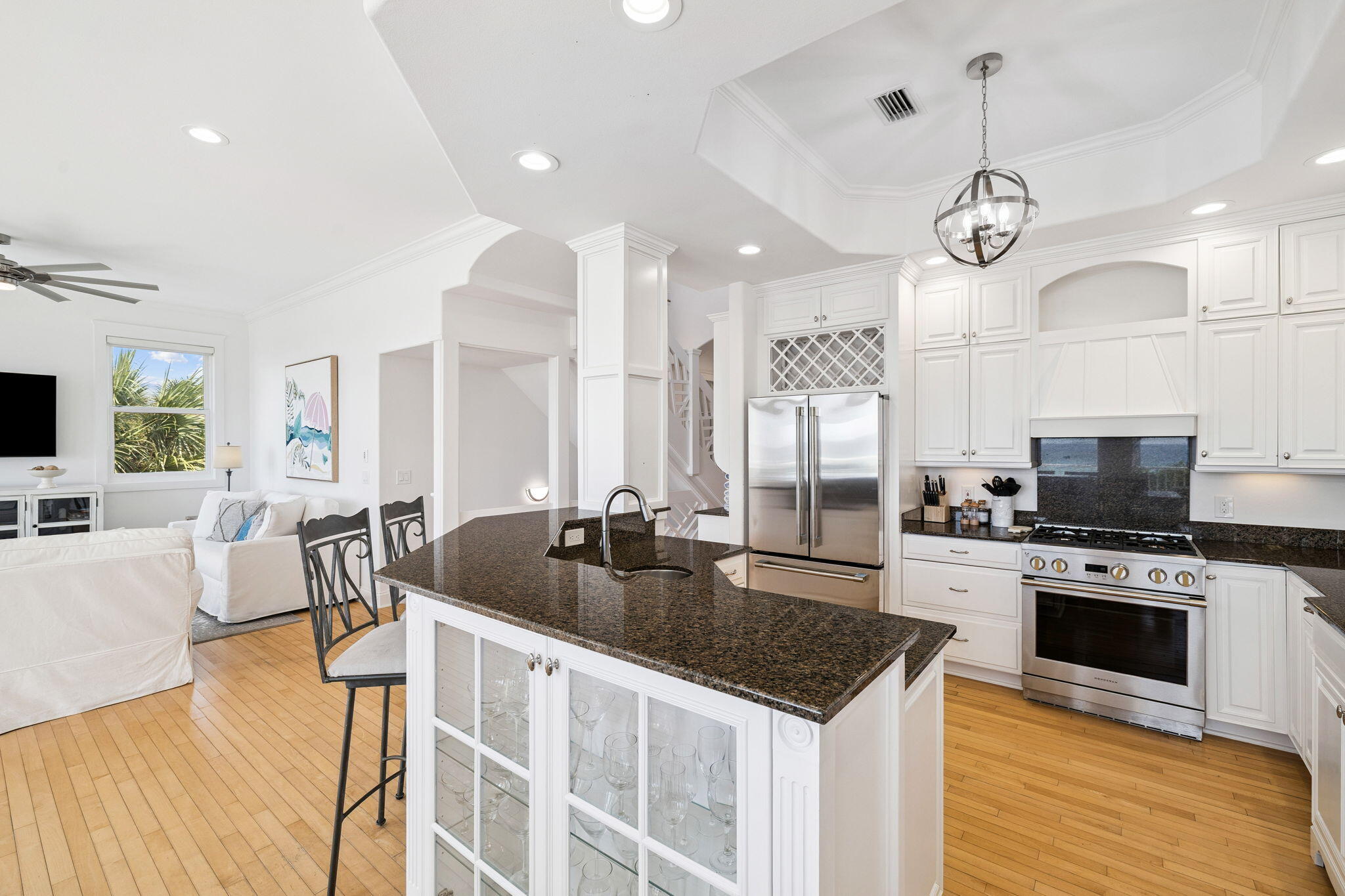 36 S San Juan Avenue