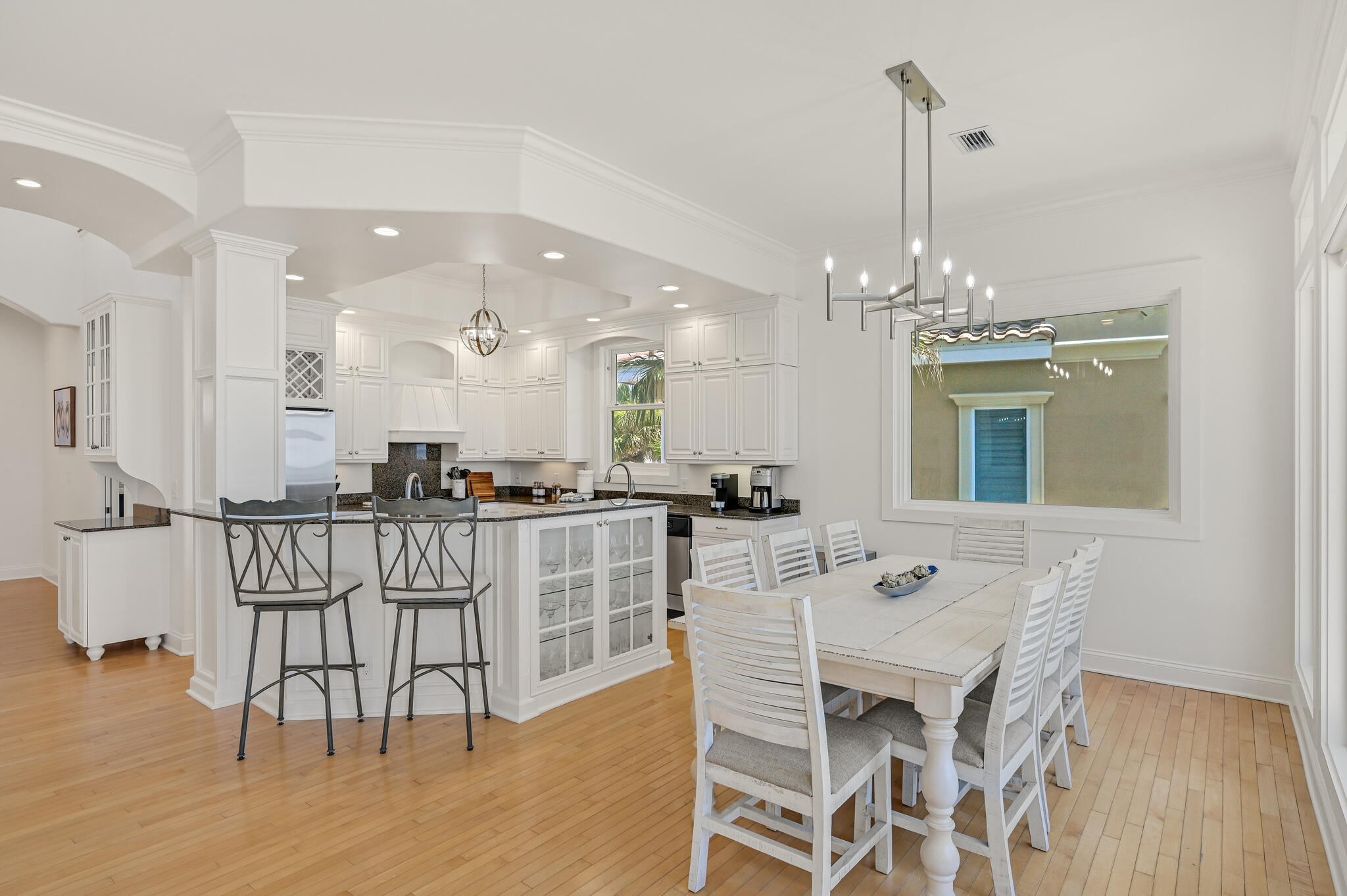 36 S San Juan Avenue