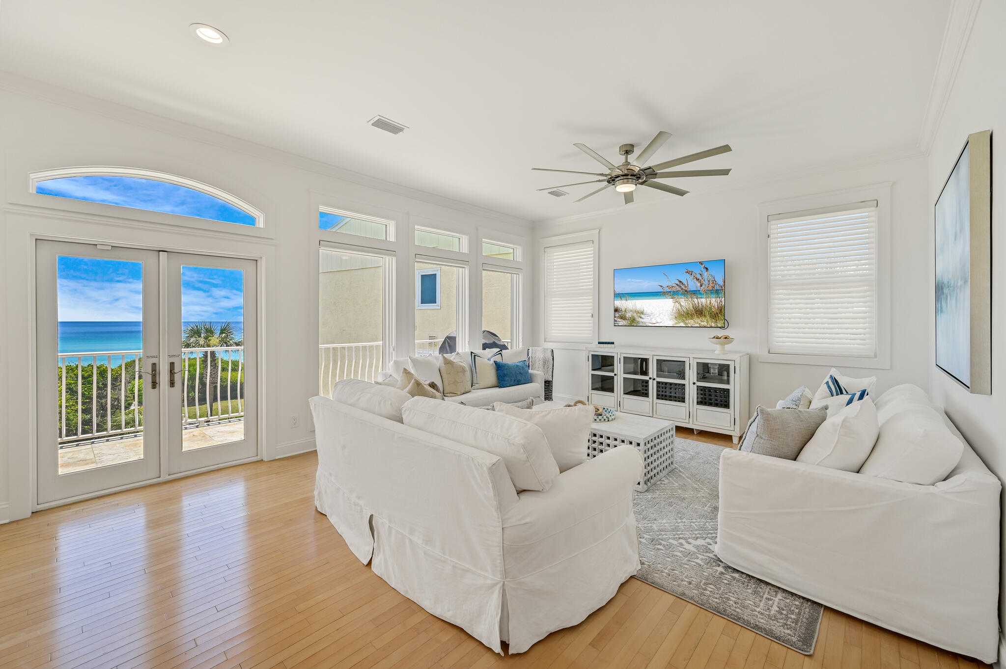 36 S San Juan Avenue