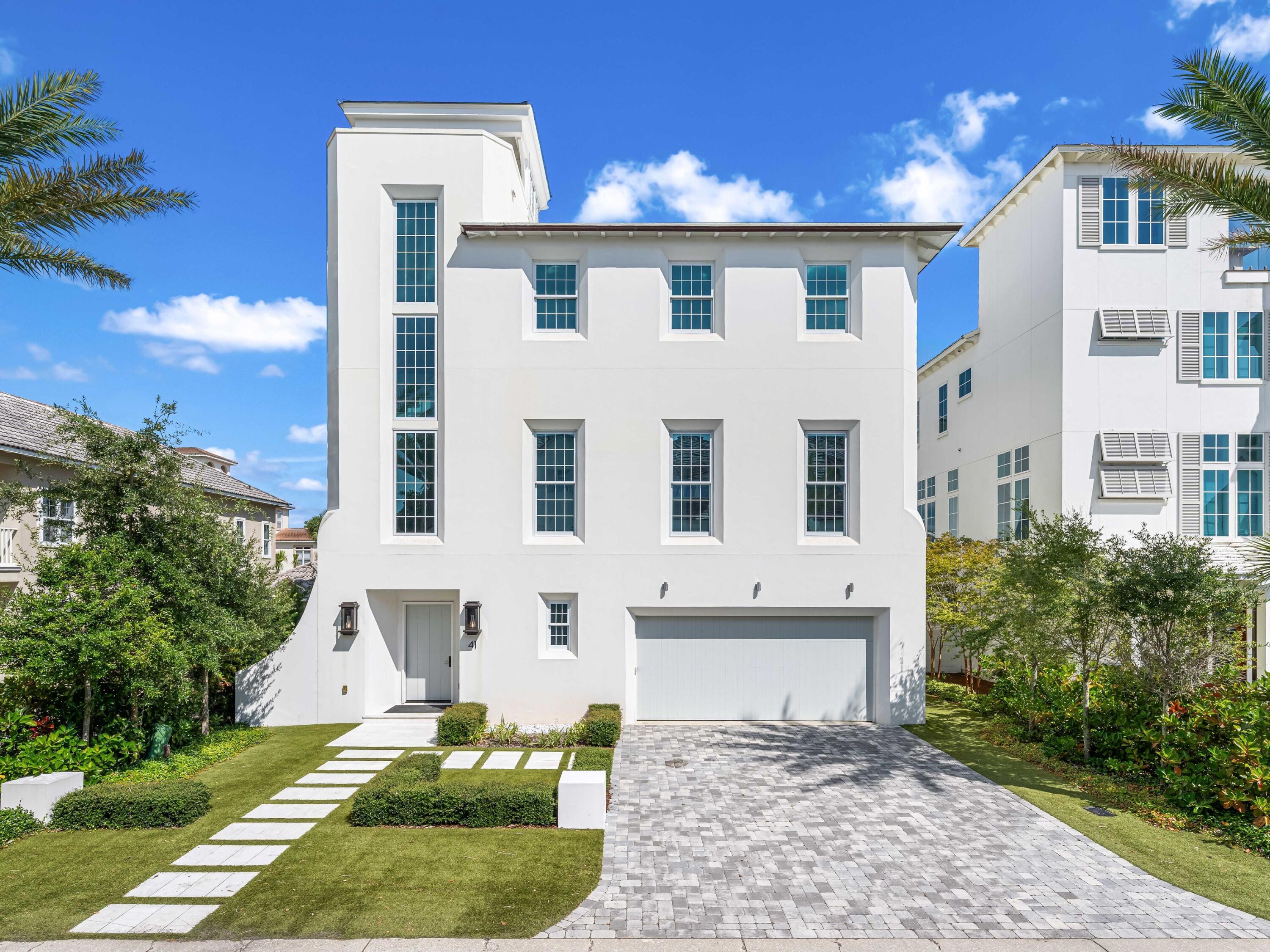 41 Elysee Court