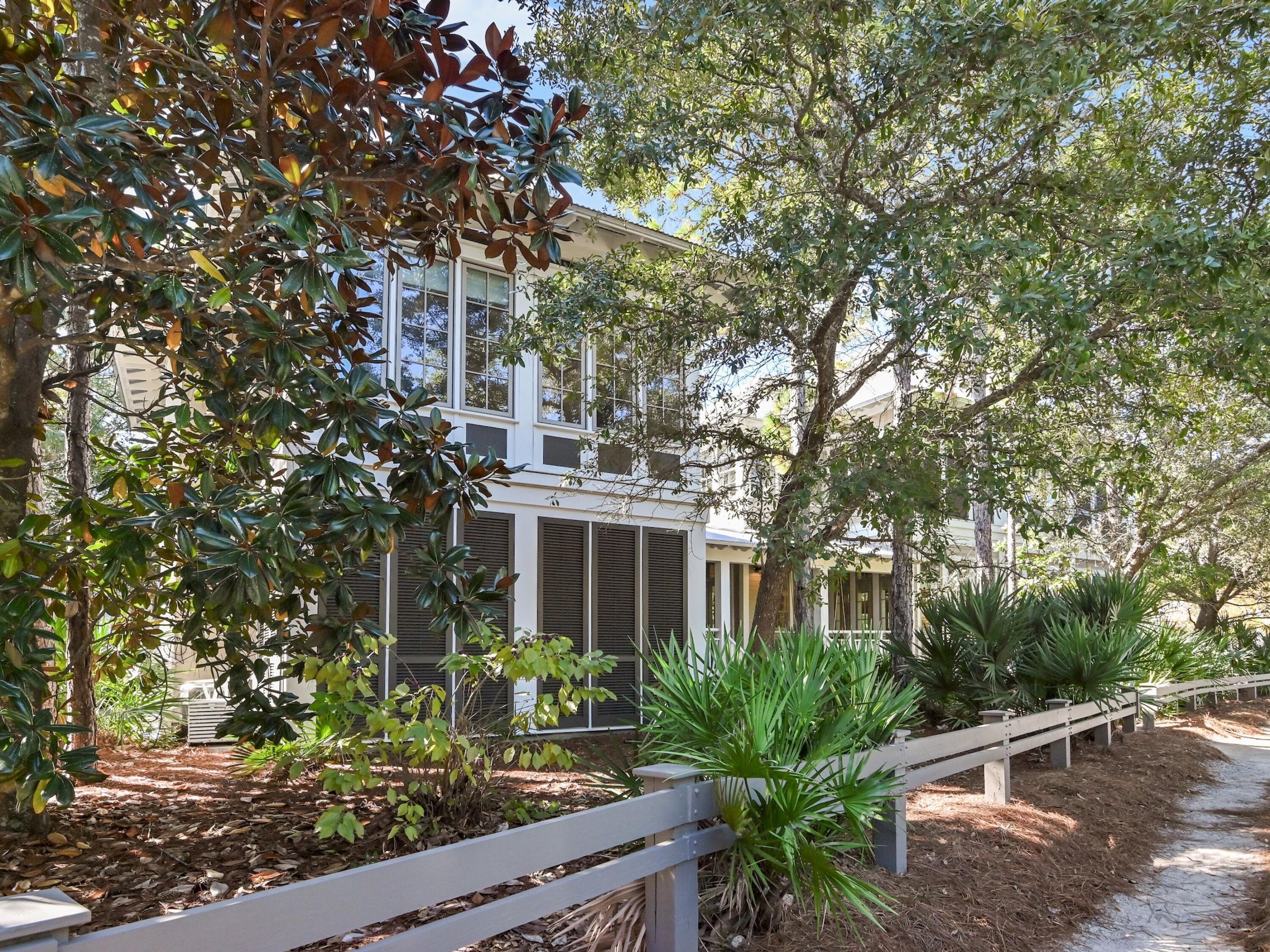 11 Acorn Way