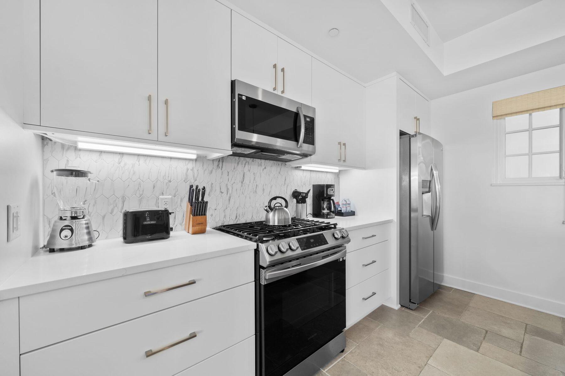 136 Georgetown Avenue 3B-4