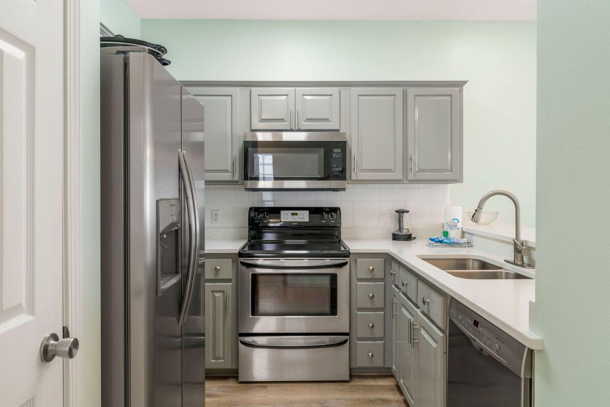 68 Mar A Lago Boulevard # 7