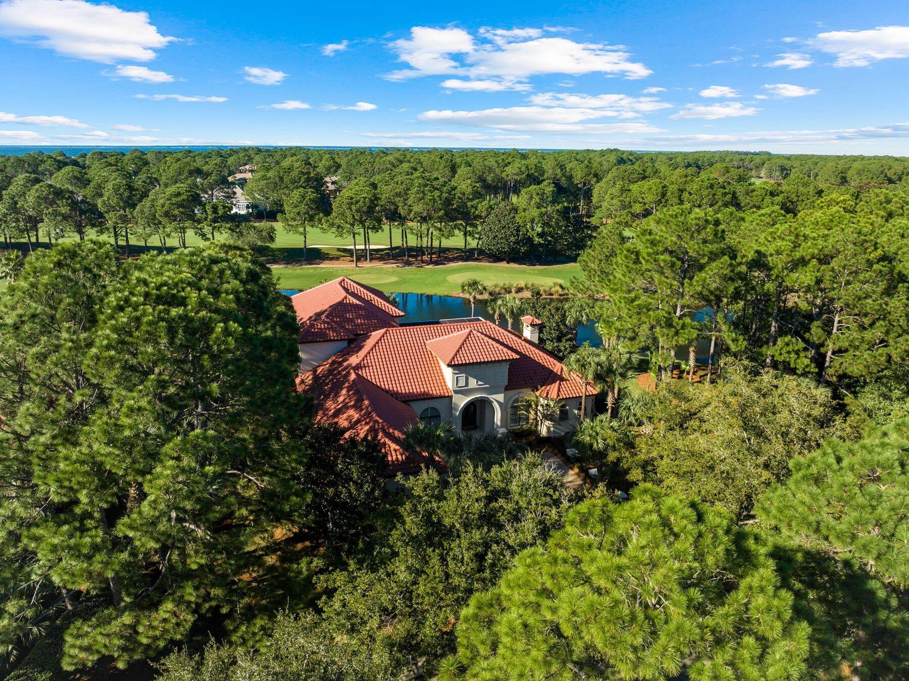 3400 Ravenwood Lane