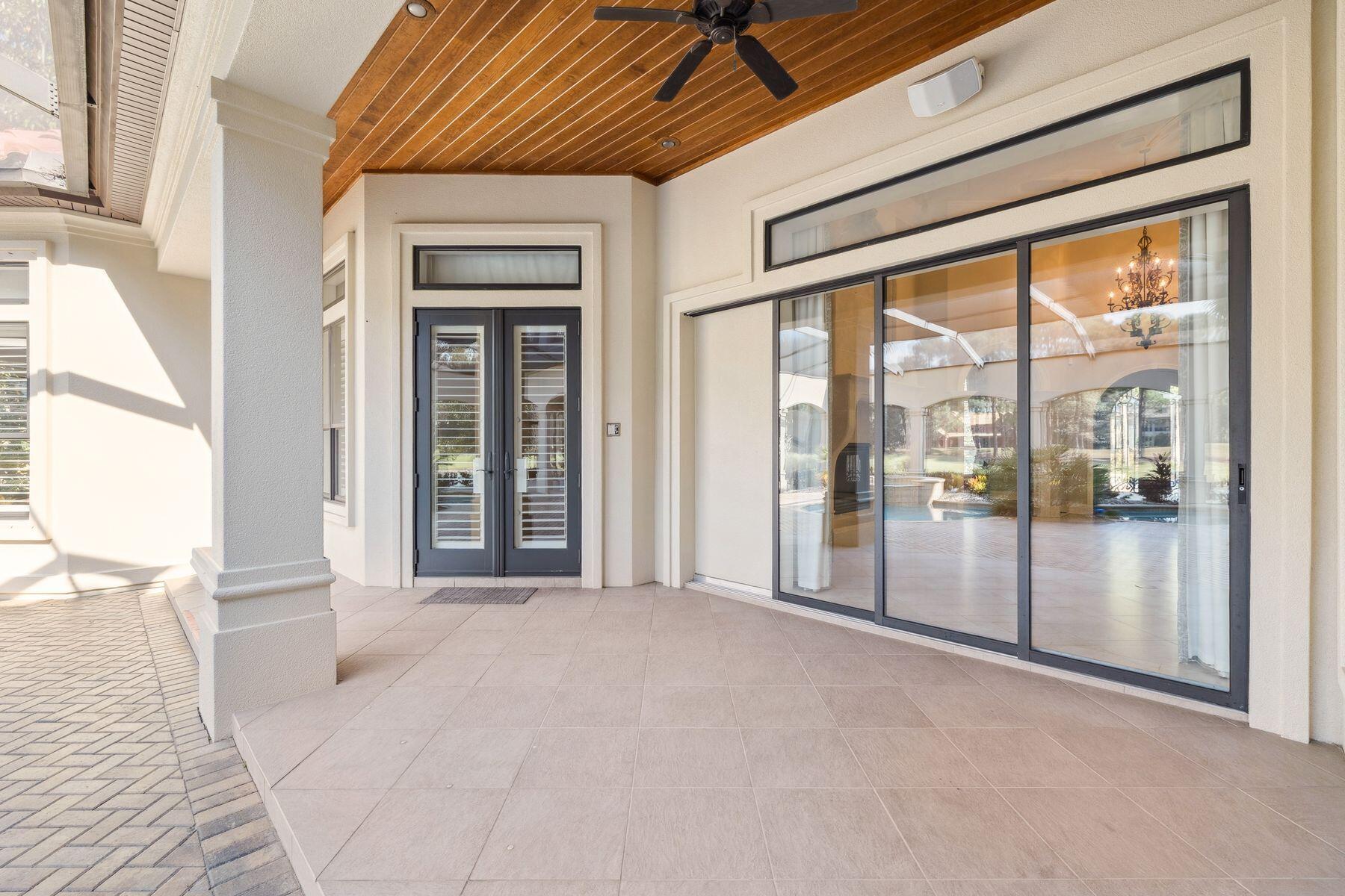3400 Ravenwood Lane