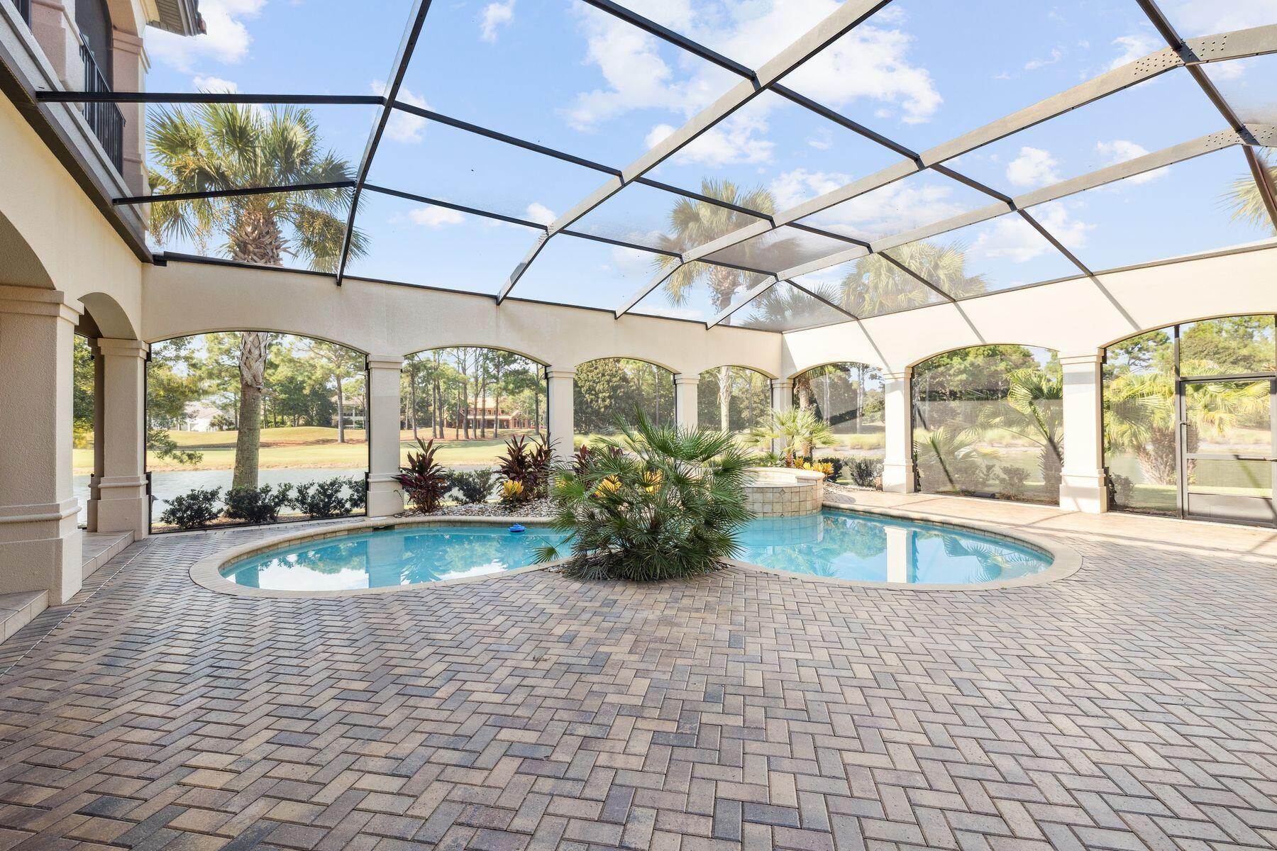 3400 Ravenwood Lane