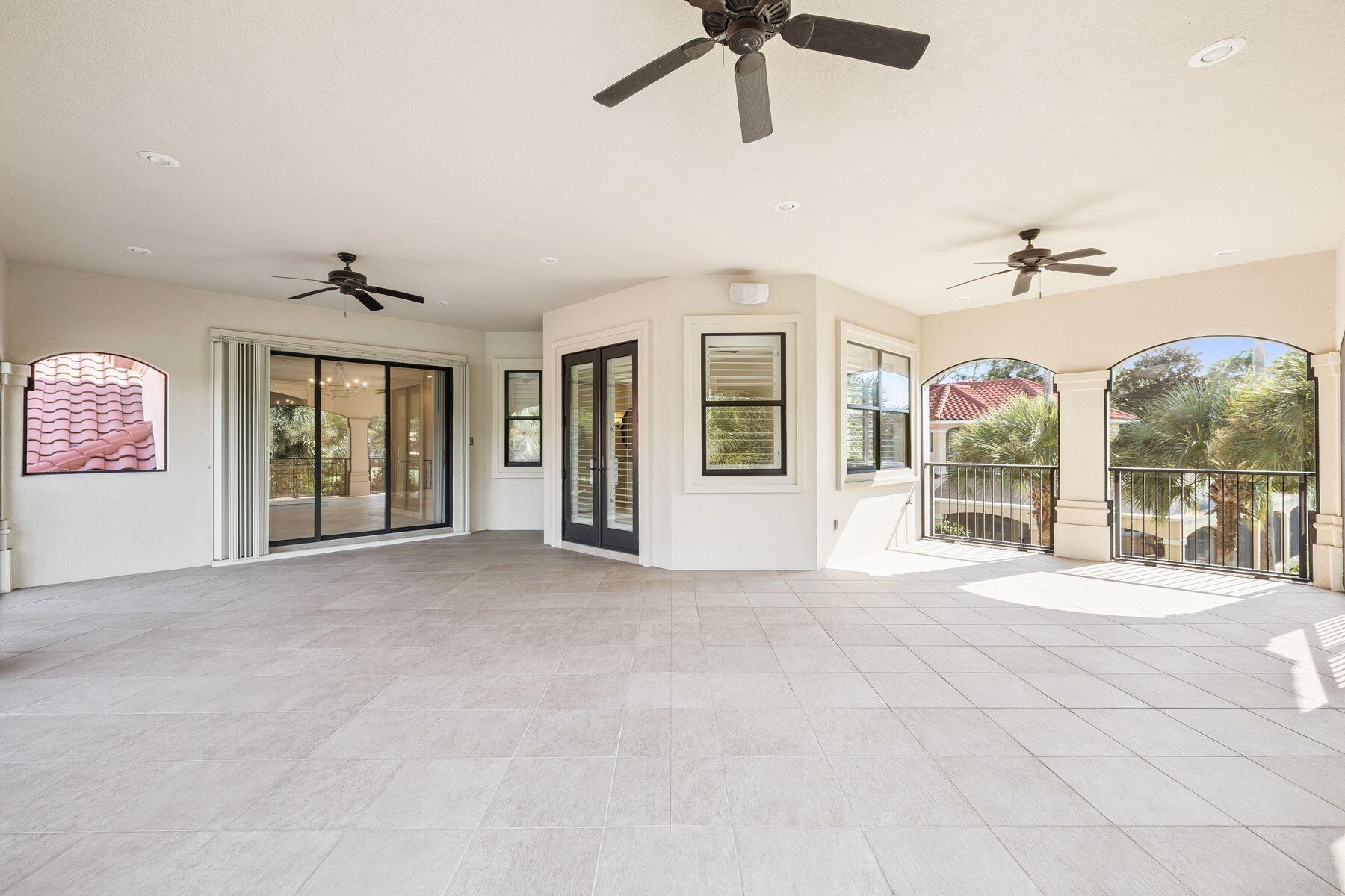3400 Ravenwood Lane