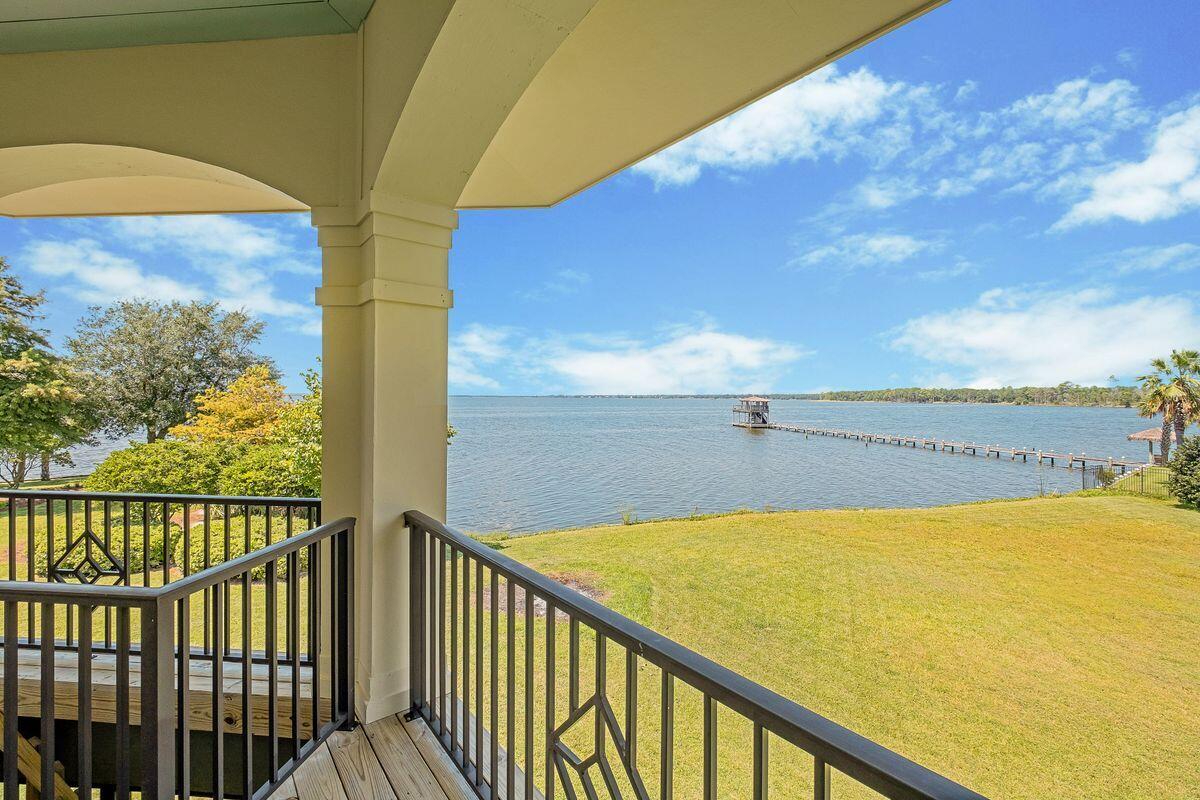 4544 Bayside Drive