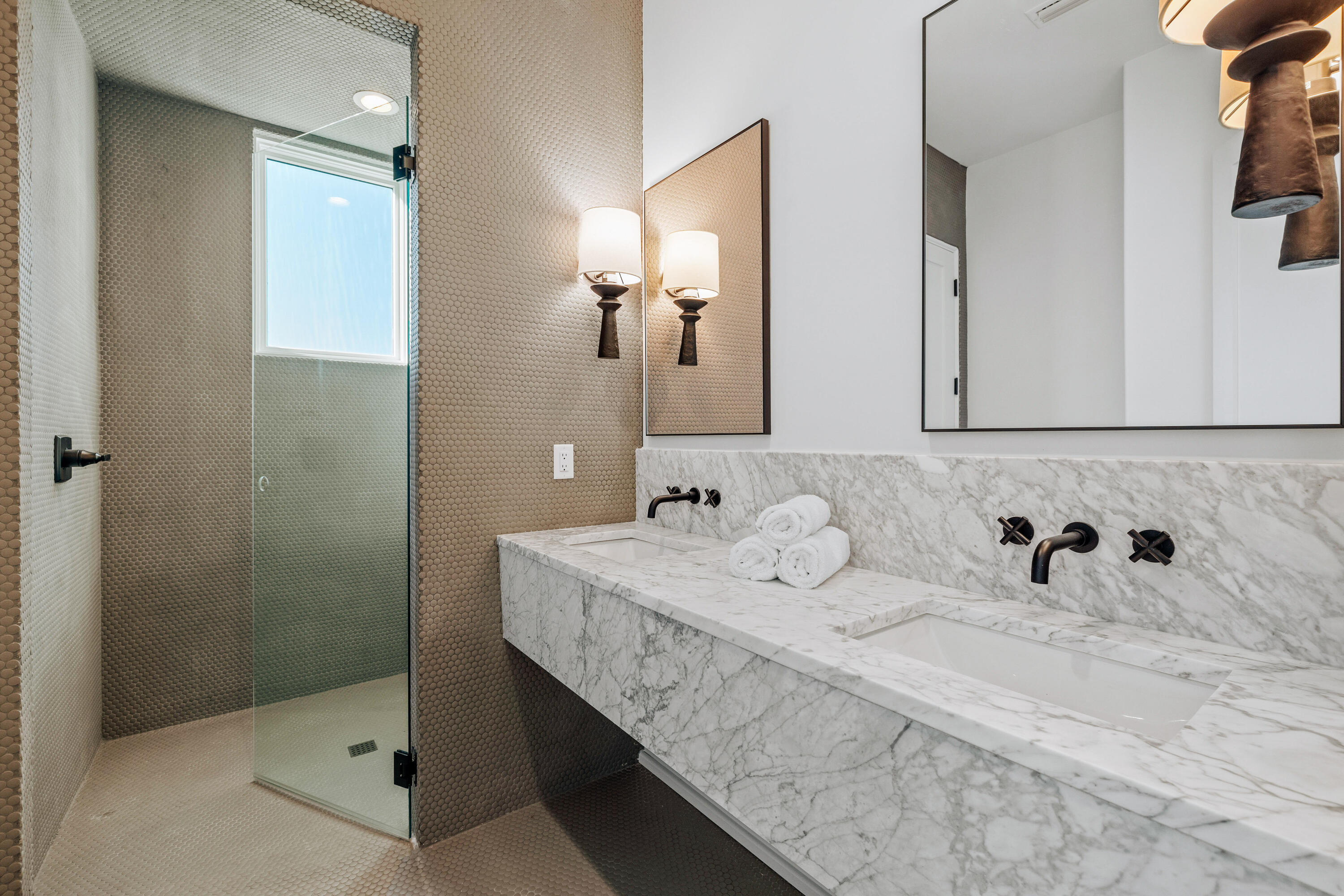 244 W Park Place Avenue