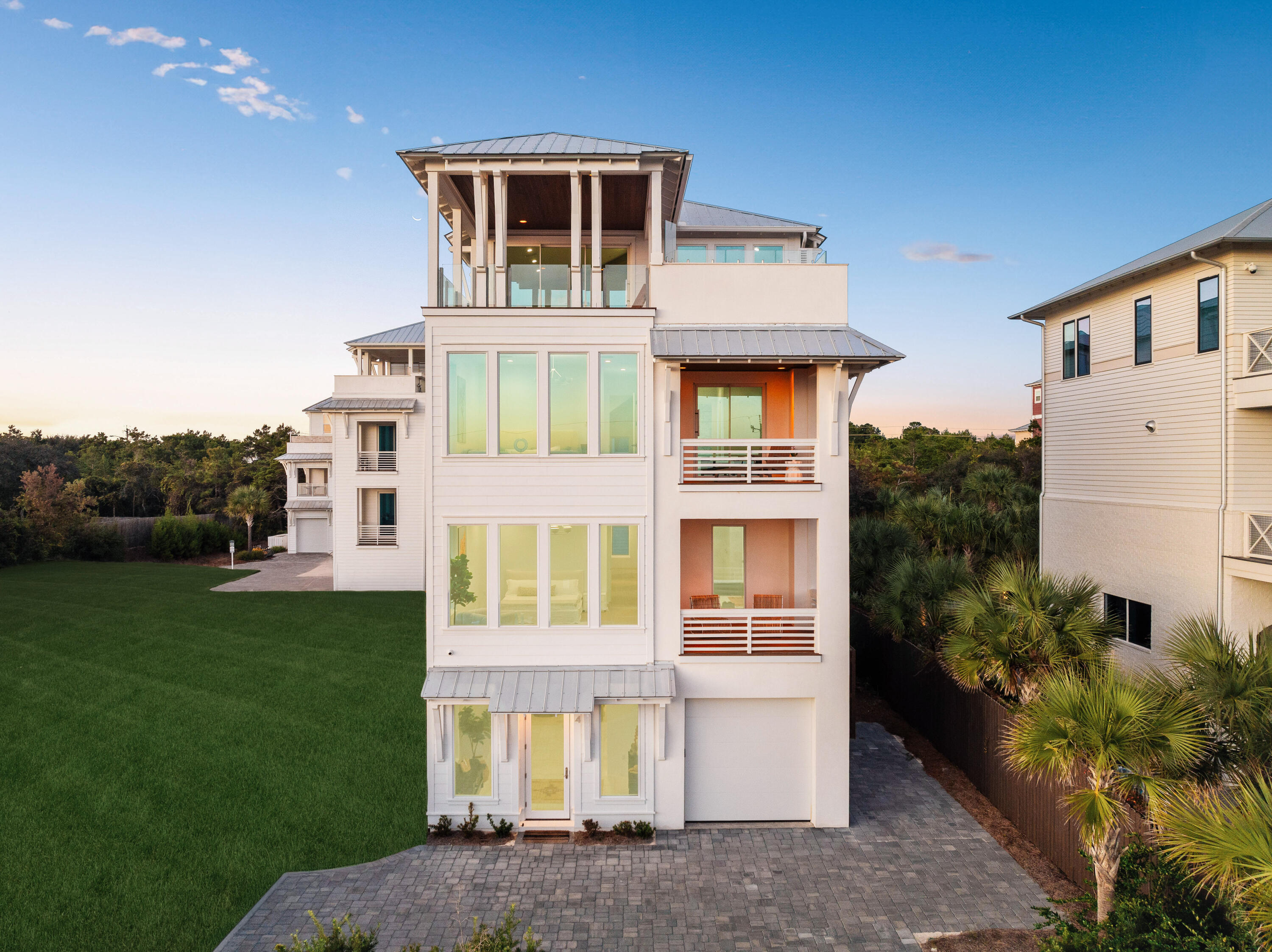 244 W Park Place Avenue