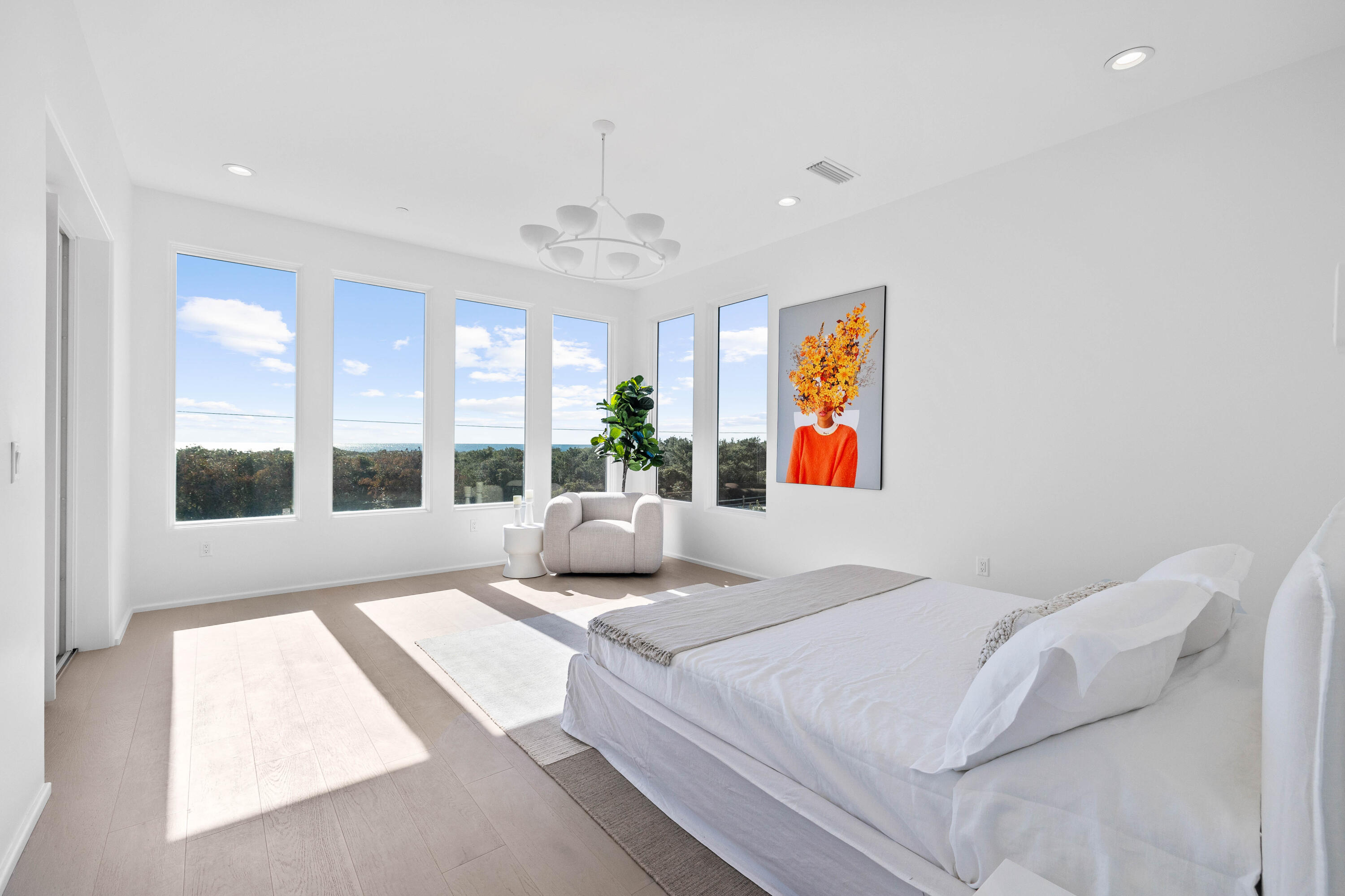 244 W Park Place Avenue