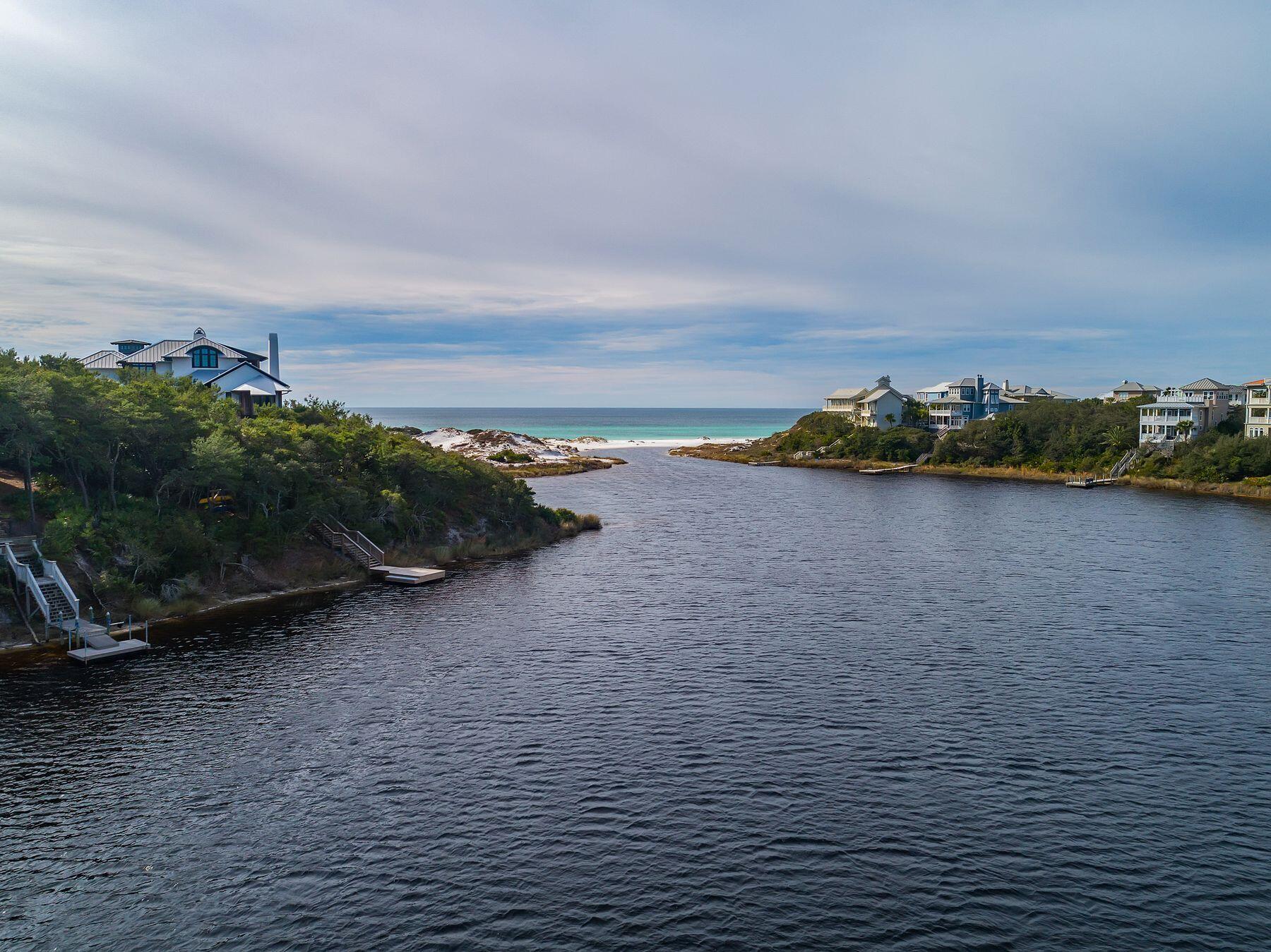 244 W Bermuda Drive
