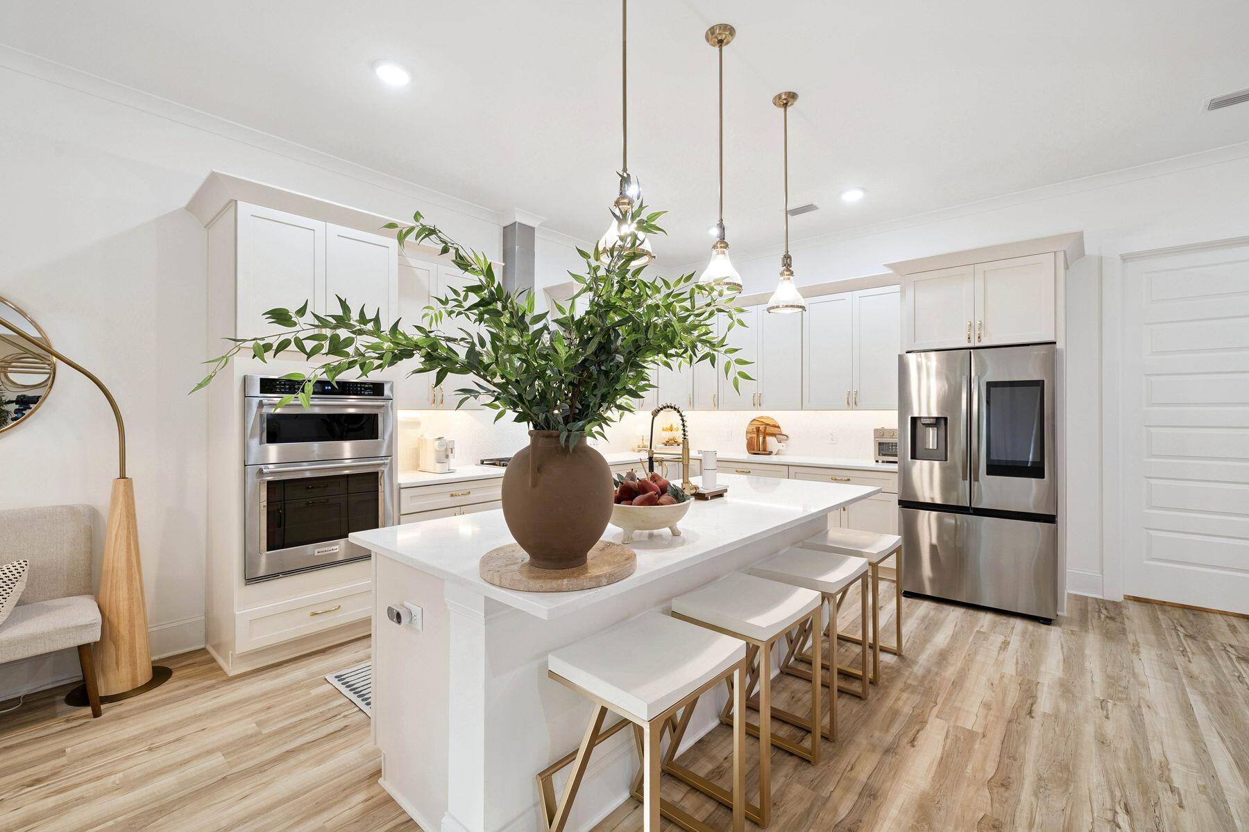 160 N J Hunter's Way