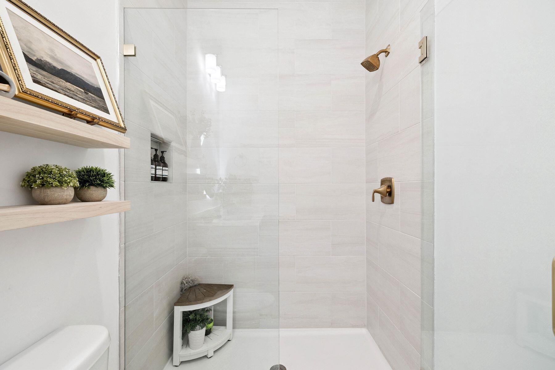 160 N J Hunter's Way