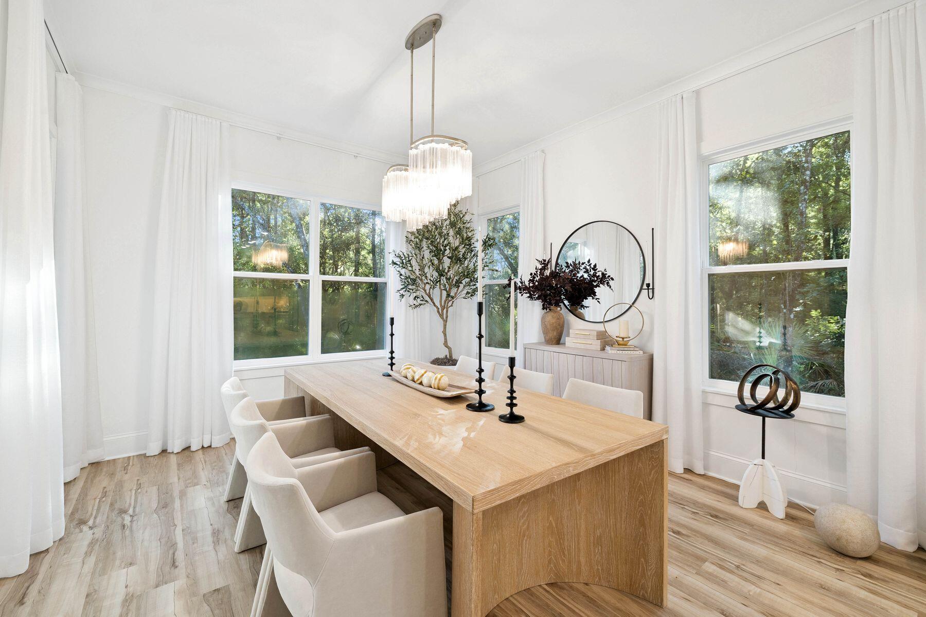 160 N J Hunter's Way