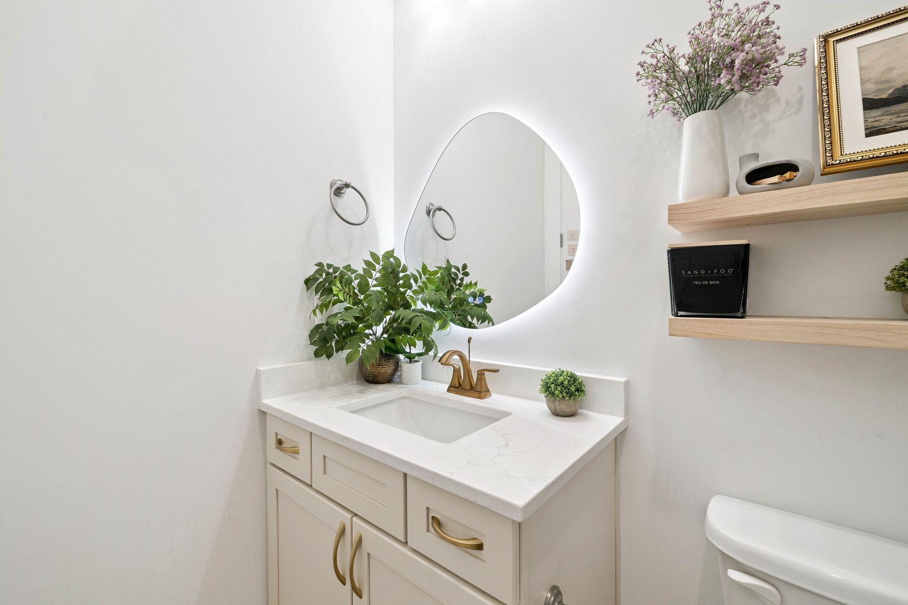 160 N J Hunter's Way