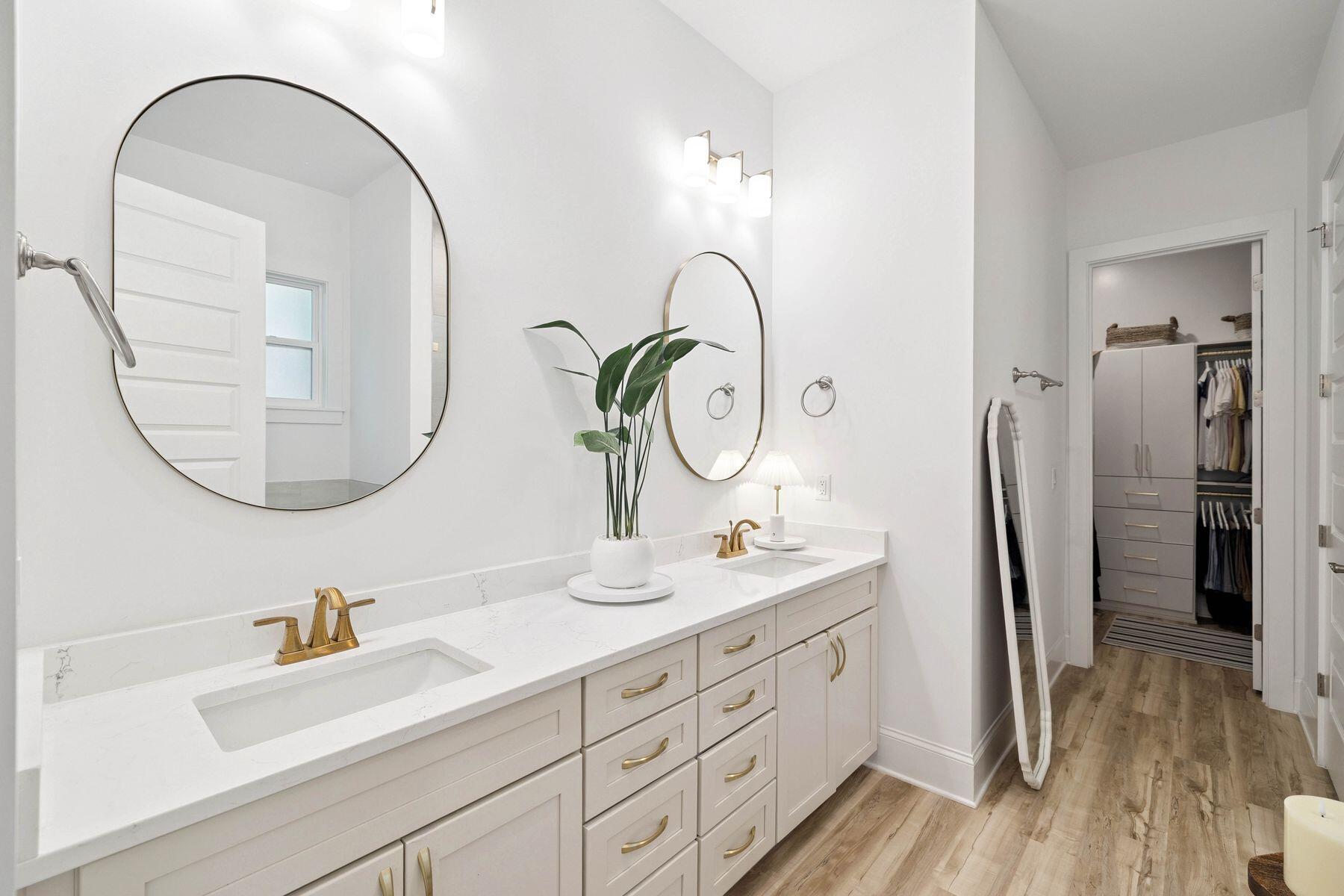 160 N J Hunter's Way