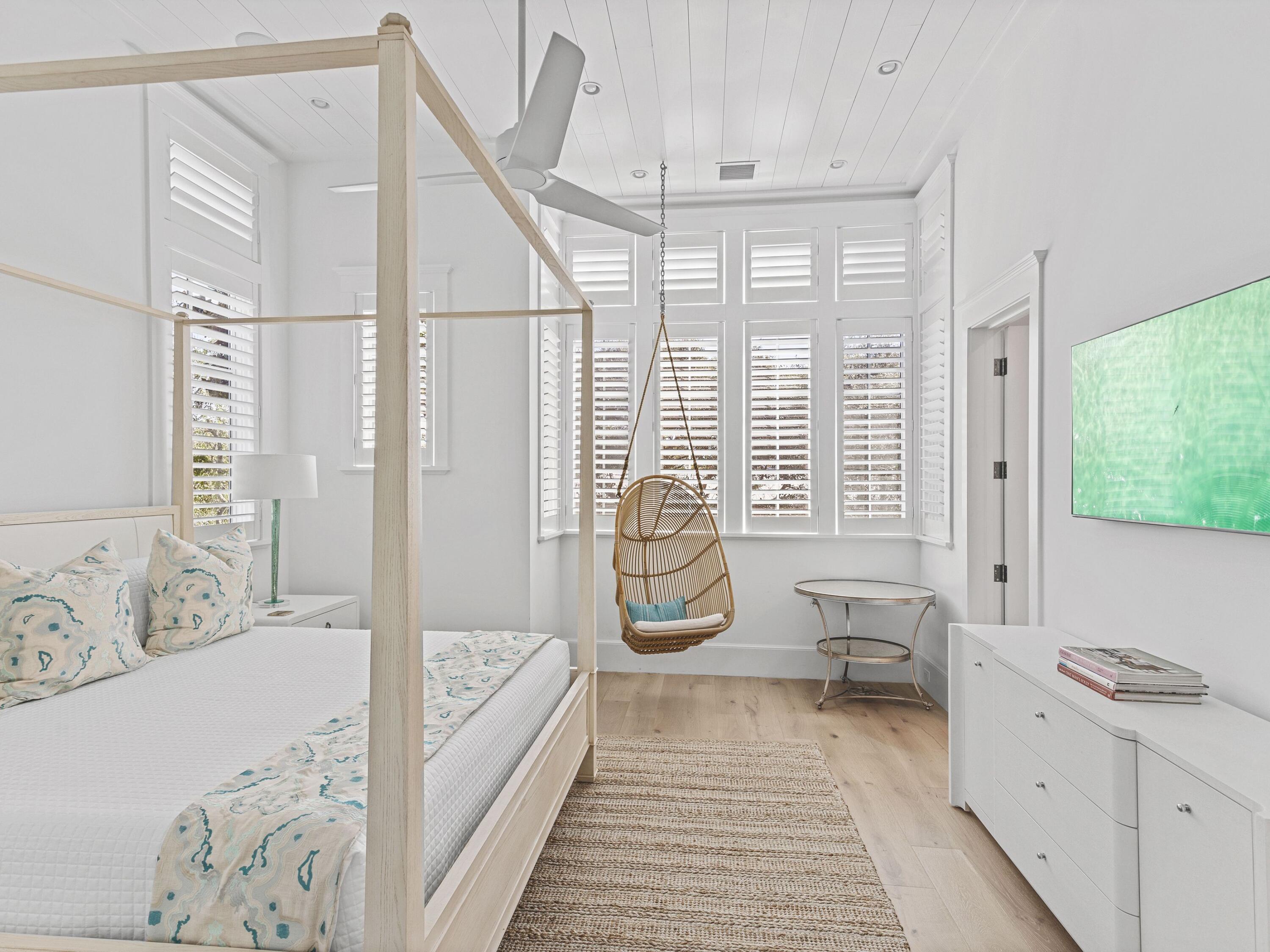 249 Montgomery Street