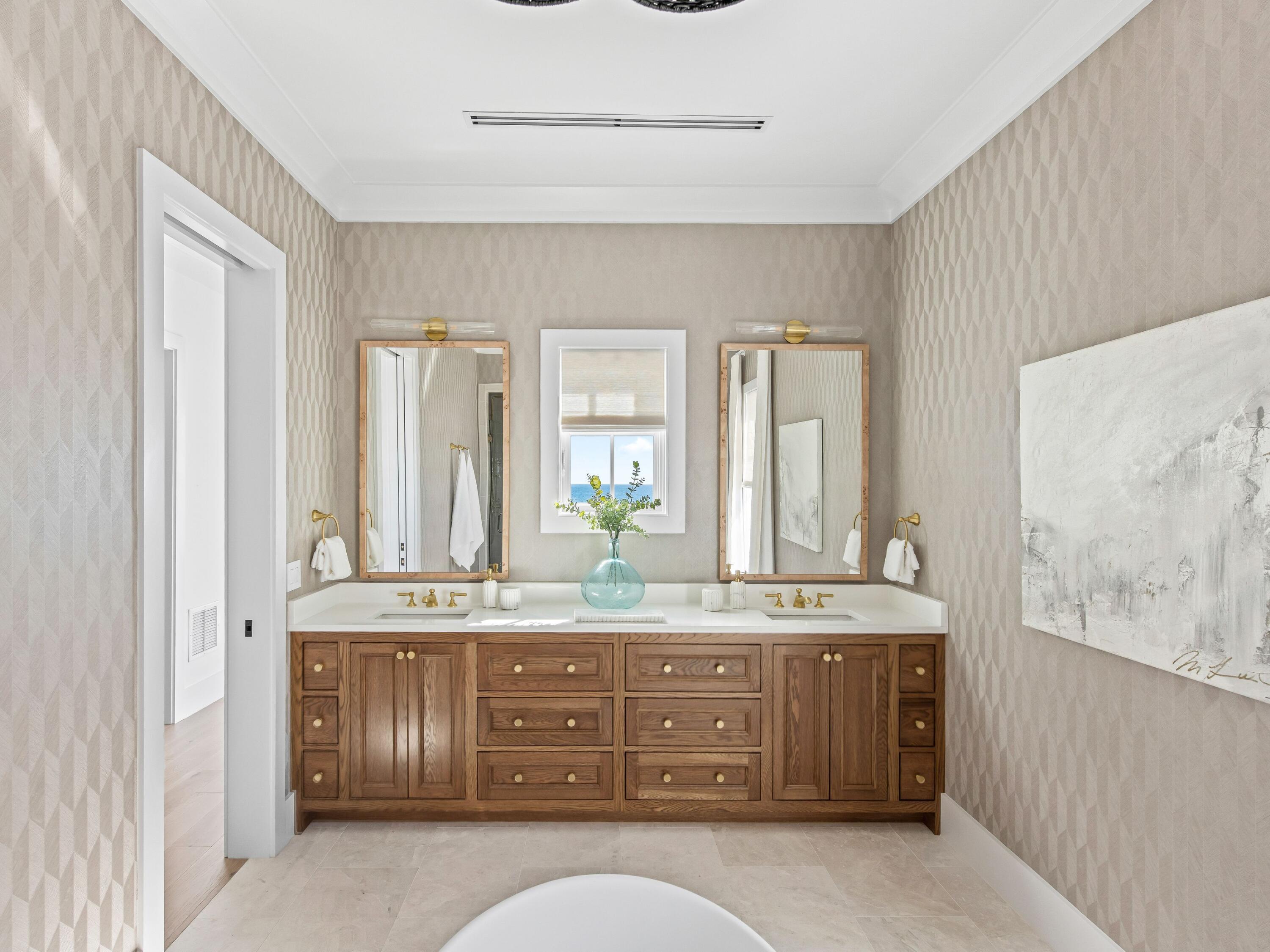 112 E Lupin Beach Drive