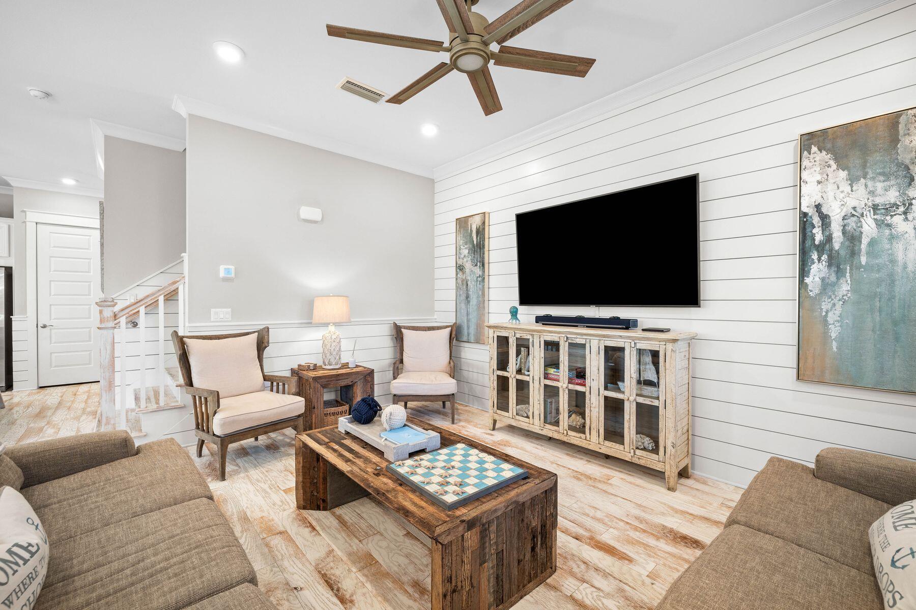 138 E Pine Lands Loop B
